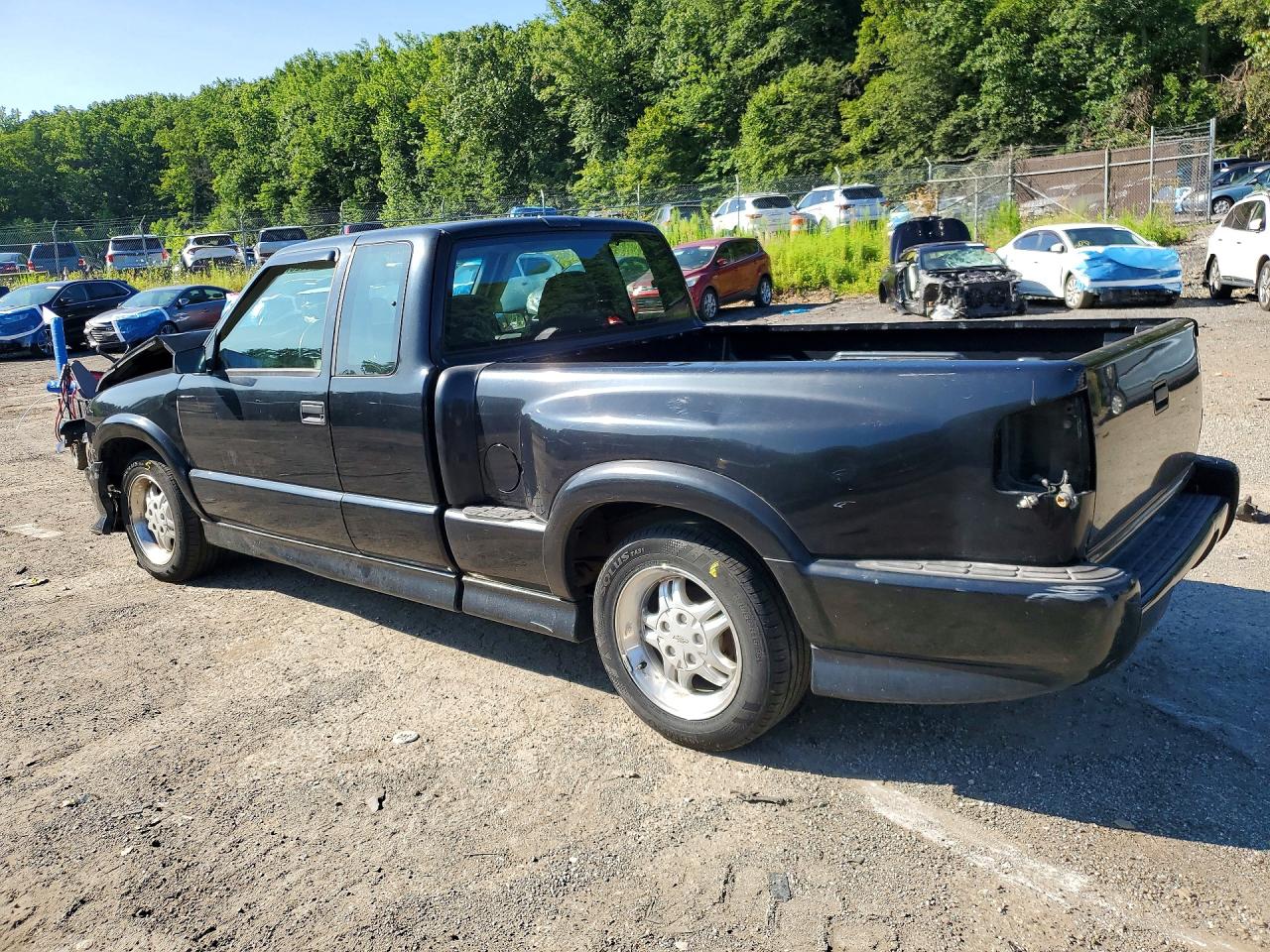 2001 Chevrolet S Truck S10 Black vin: 1GCCS195018174634