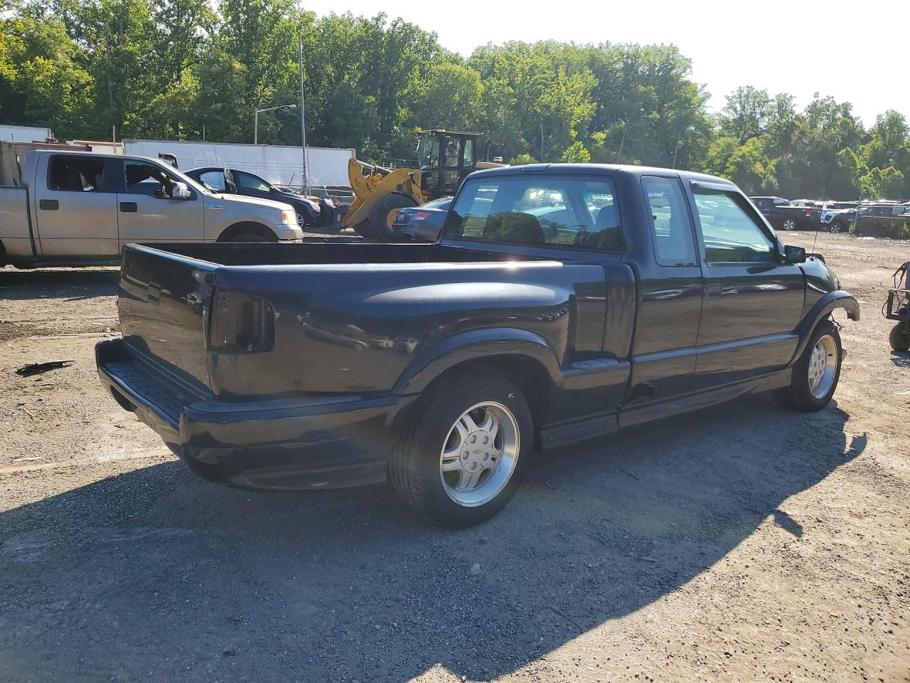 2001 Chevrolet S Truck S10 Black vin: 1GCCS195018174634