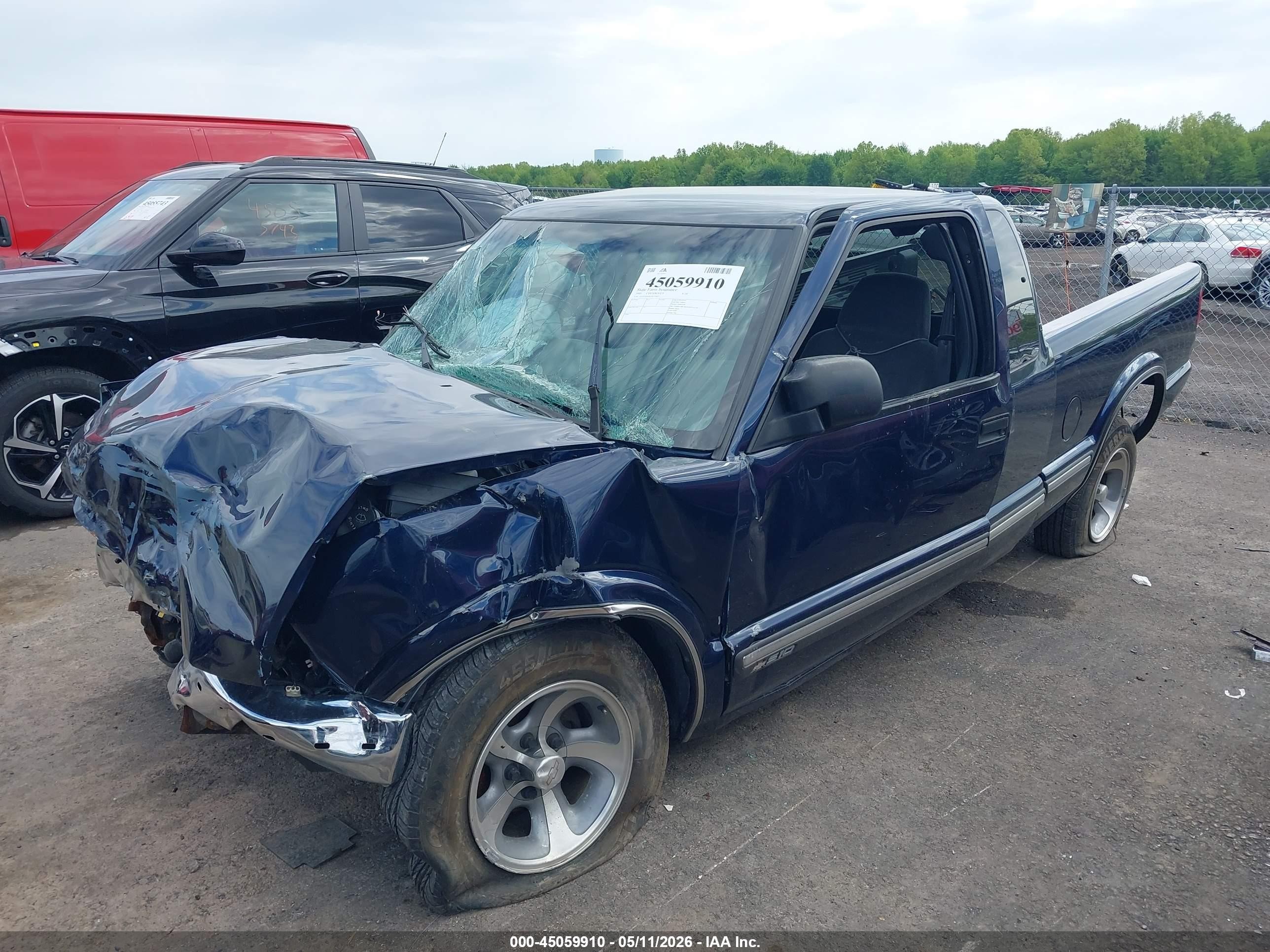 2000 Chevrolet S-10 Ls Blue vin: 1GCCS1950Y8239427