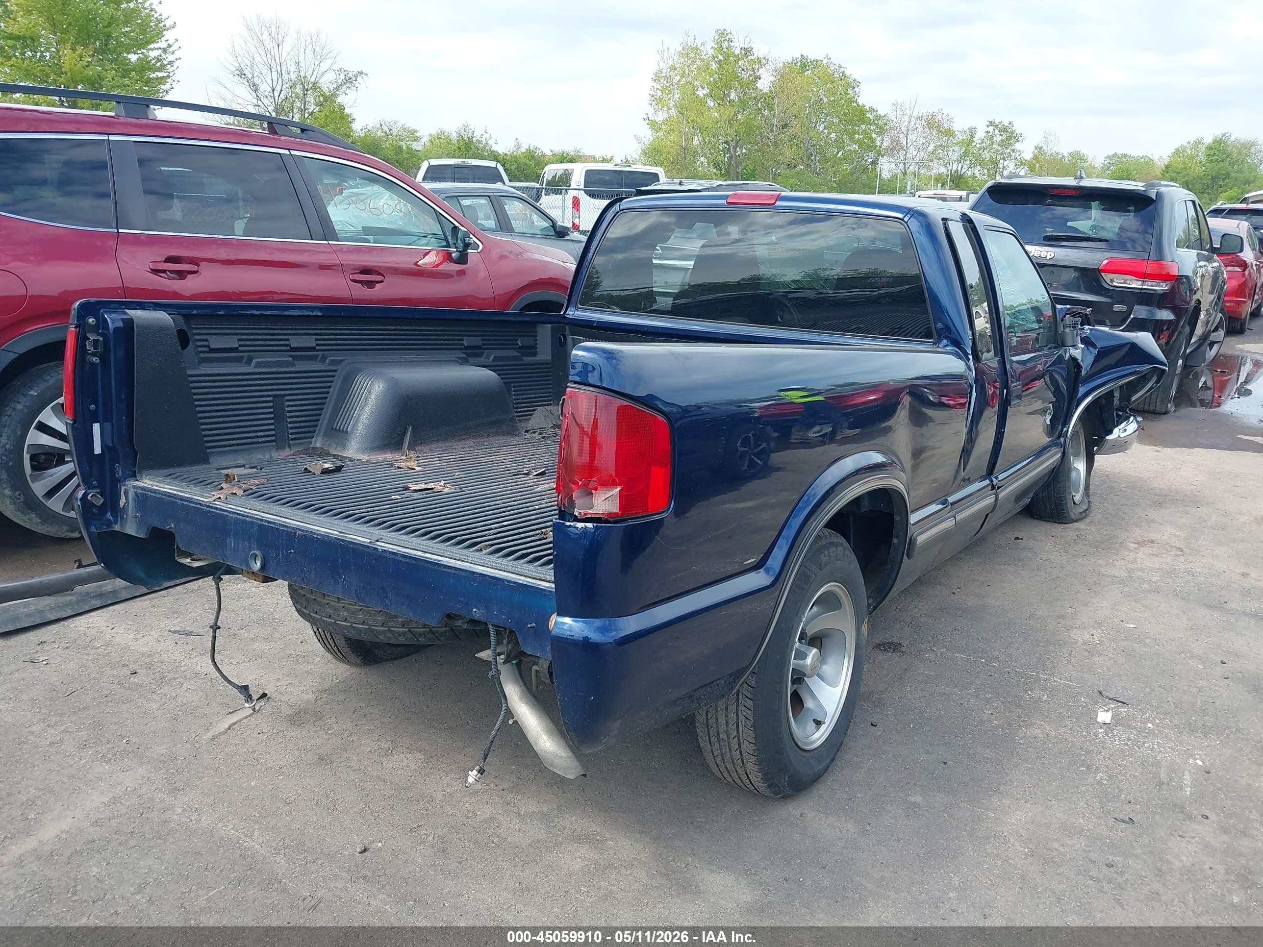 2000 Chevrolet S-10 Ls Blue vin: 1GCCS1950Y8239427