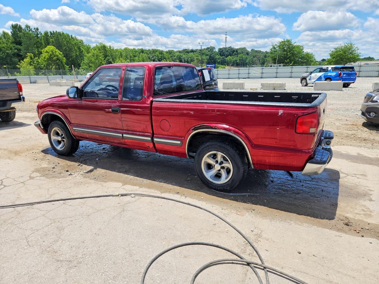 2000 Chevrolet S Truck S10 Brown vin: 1GCCS1950YK229953