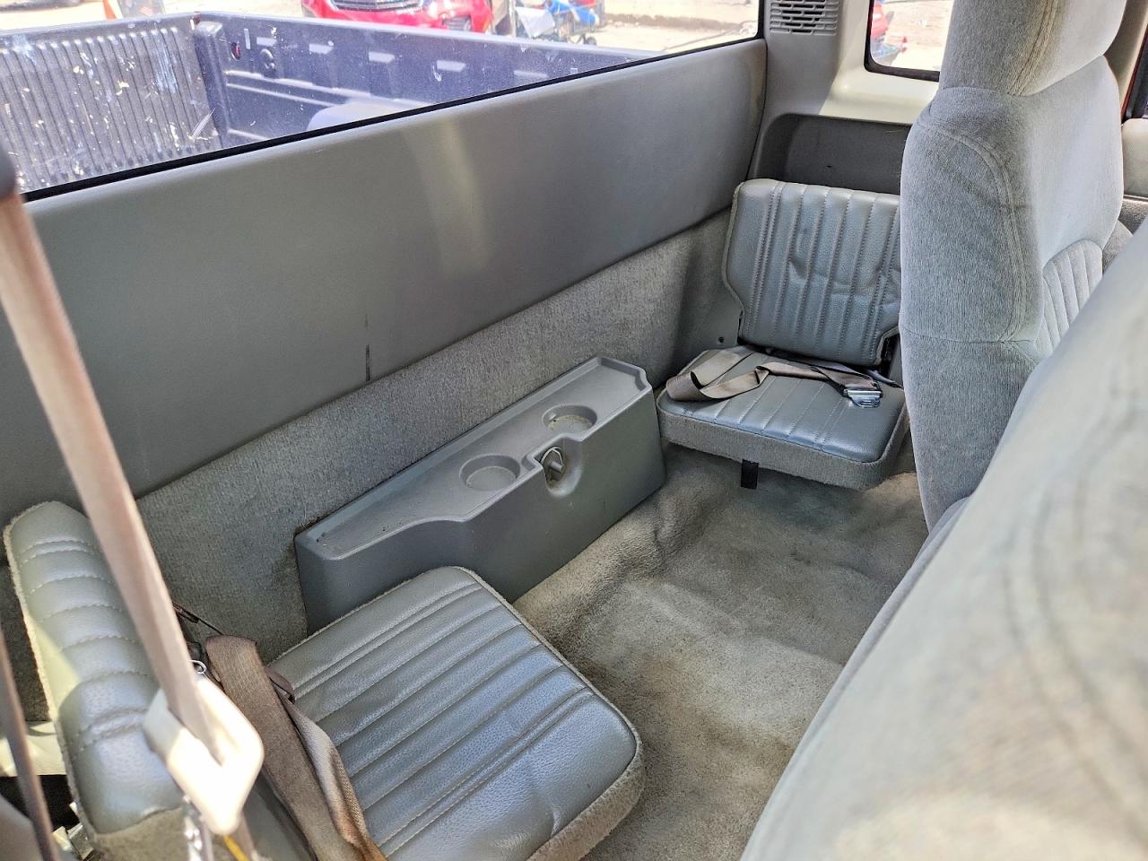 2000 Chevrolet S Truck S10 Brown vin: 1GCCS1950YK229953