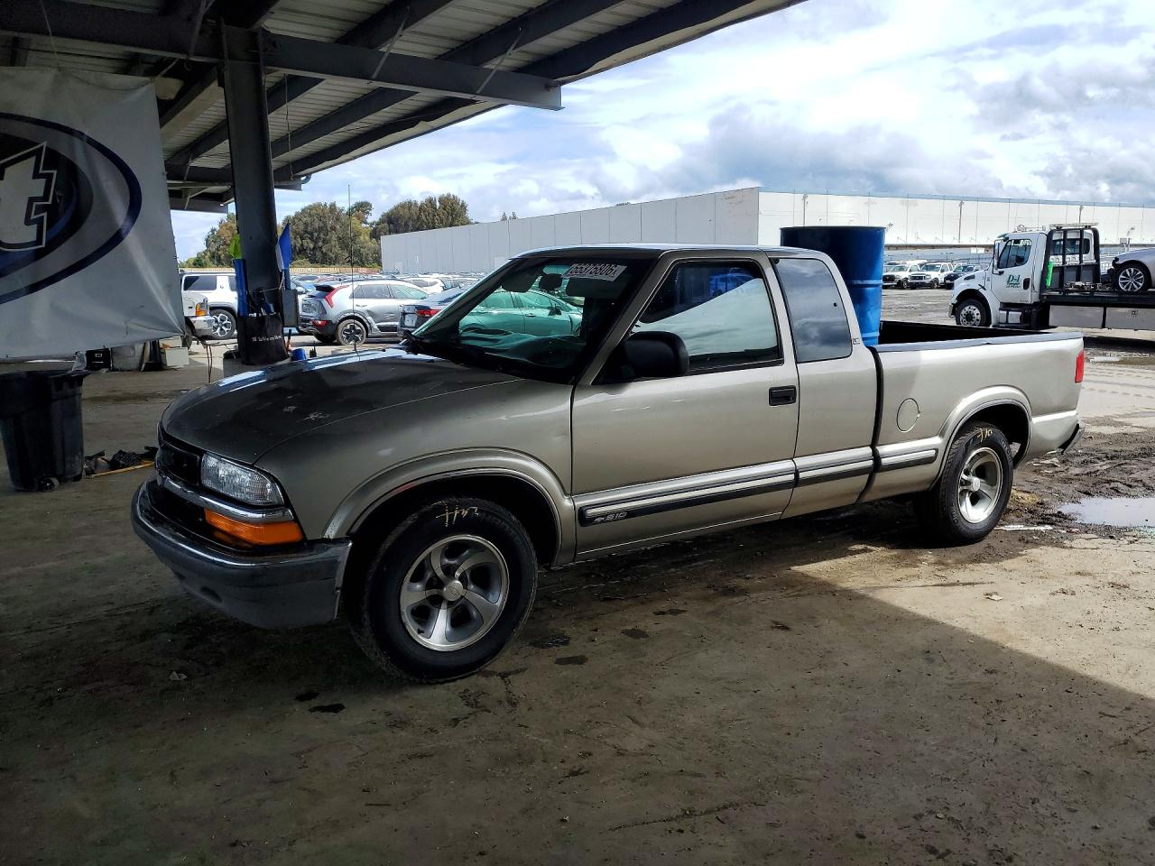 2001 Chevrolet S Truck S10 Gold vin: 1GCCS19541K119087