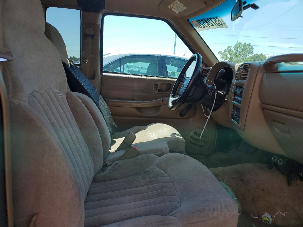 2002 Chevrolet S Truck S10 Blue vin: 1GCCS195428146952
