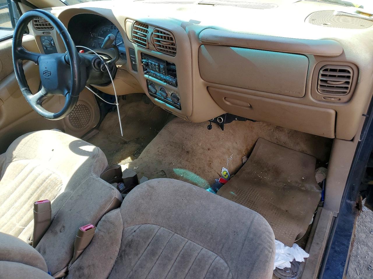 2002 Chevrolet S Truck S10 Blue vin: 1GCCS195428146952