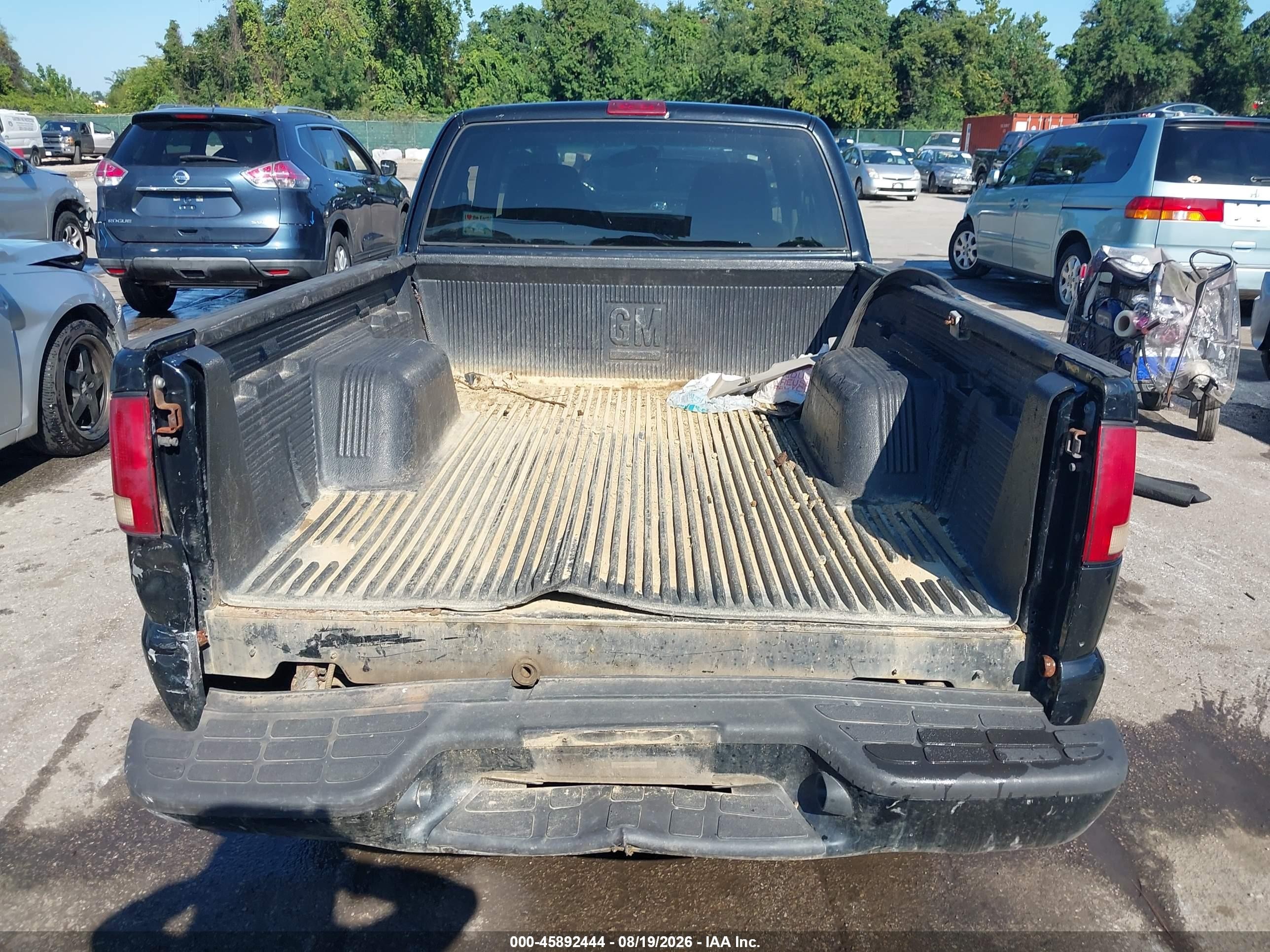 2002 Chevrolet S-10 Ls Black vin: 1GCCS195428172502