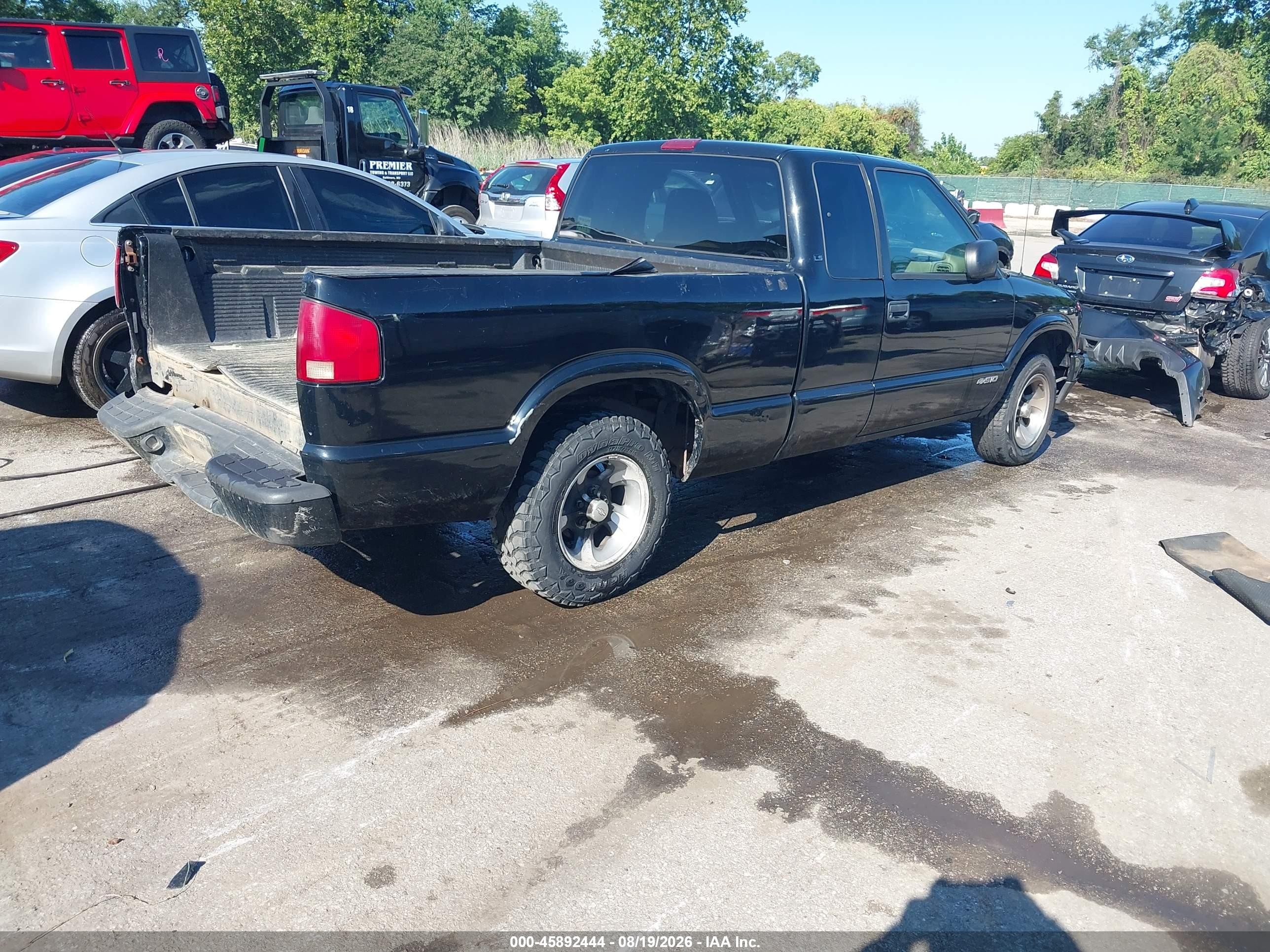 2002 Chevrolet S-10 Ls Black vin: 1GCCS195428172502