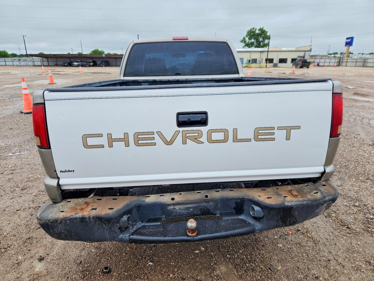 2002 Chevrolet S Truck S10 Silver vin: 1GCCS195528173531