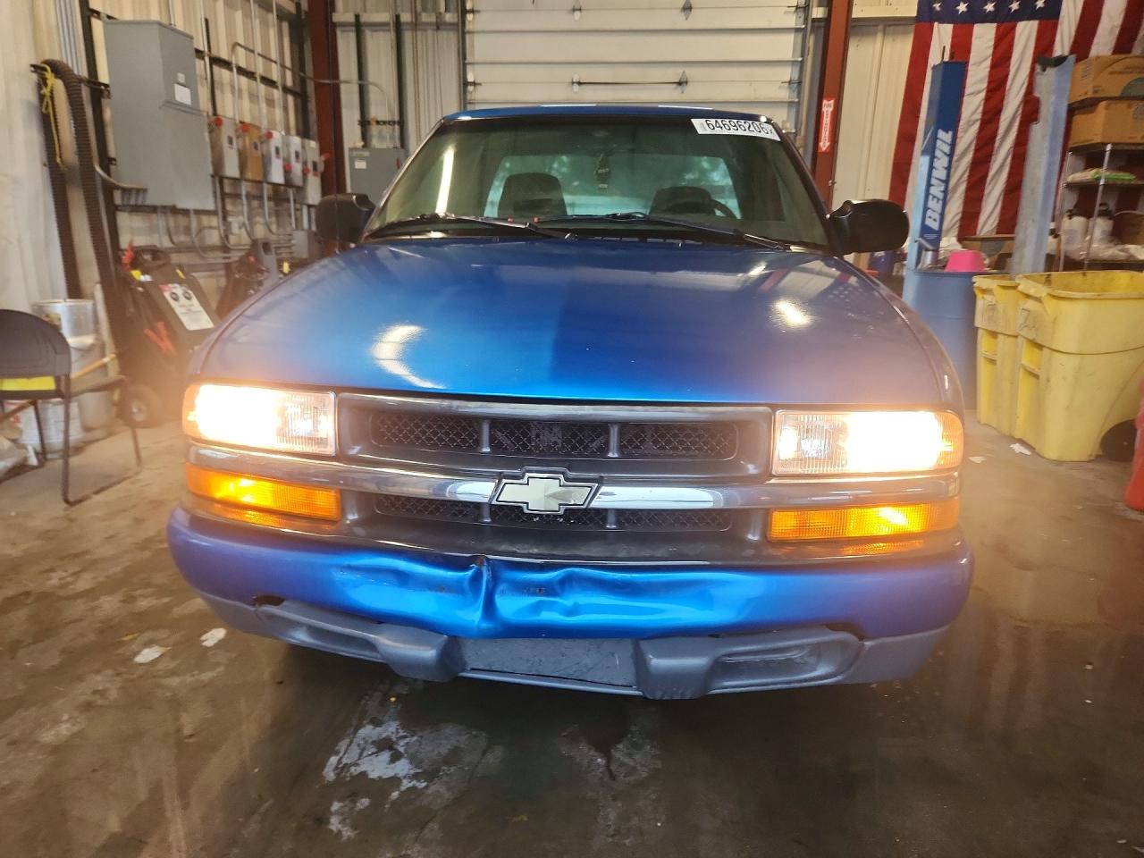 2000 Chevrolet S Truck S10 Blue vin: 1GCCS1955Y8241724
