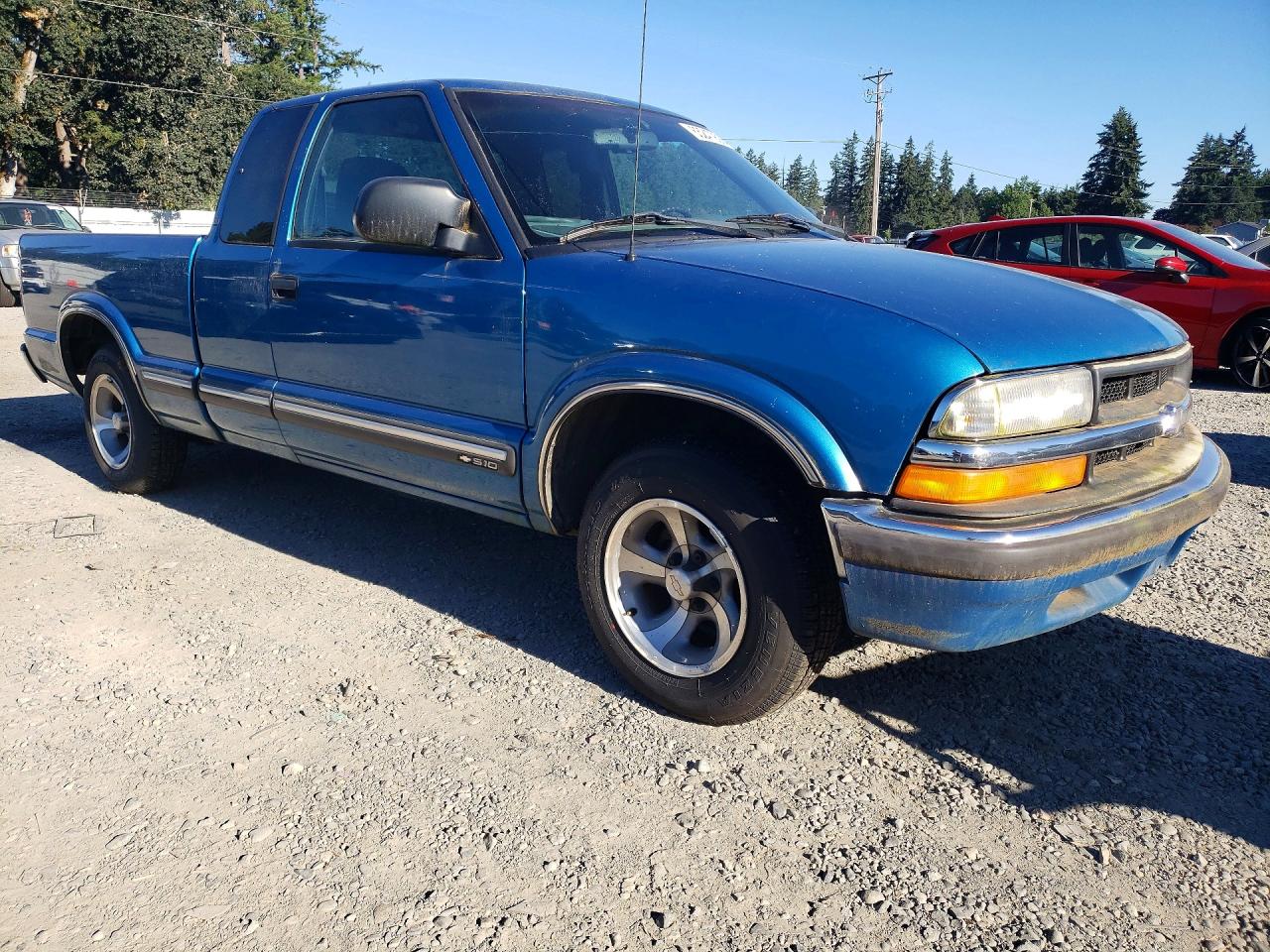 2000 Chevrolet S Truck S10 Blue vin: 1GCCS1955Y8241898