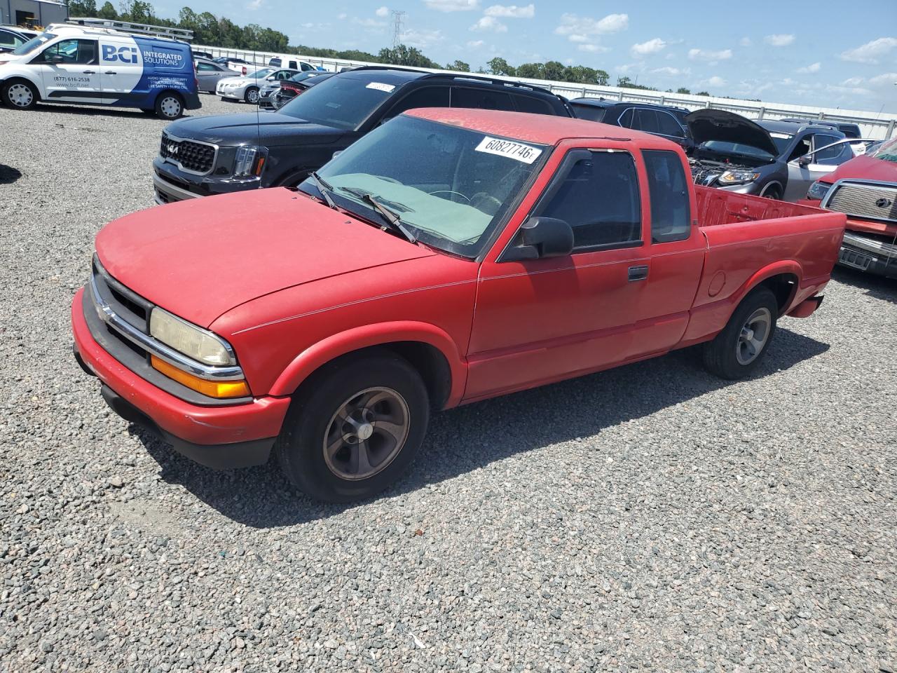 2000 Chevrolet S Truck S10 Red vin: 1GCCS1955Y8278076