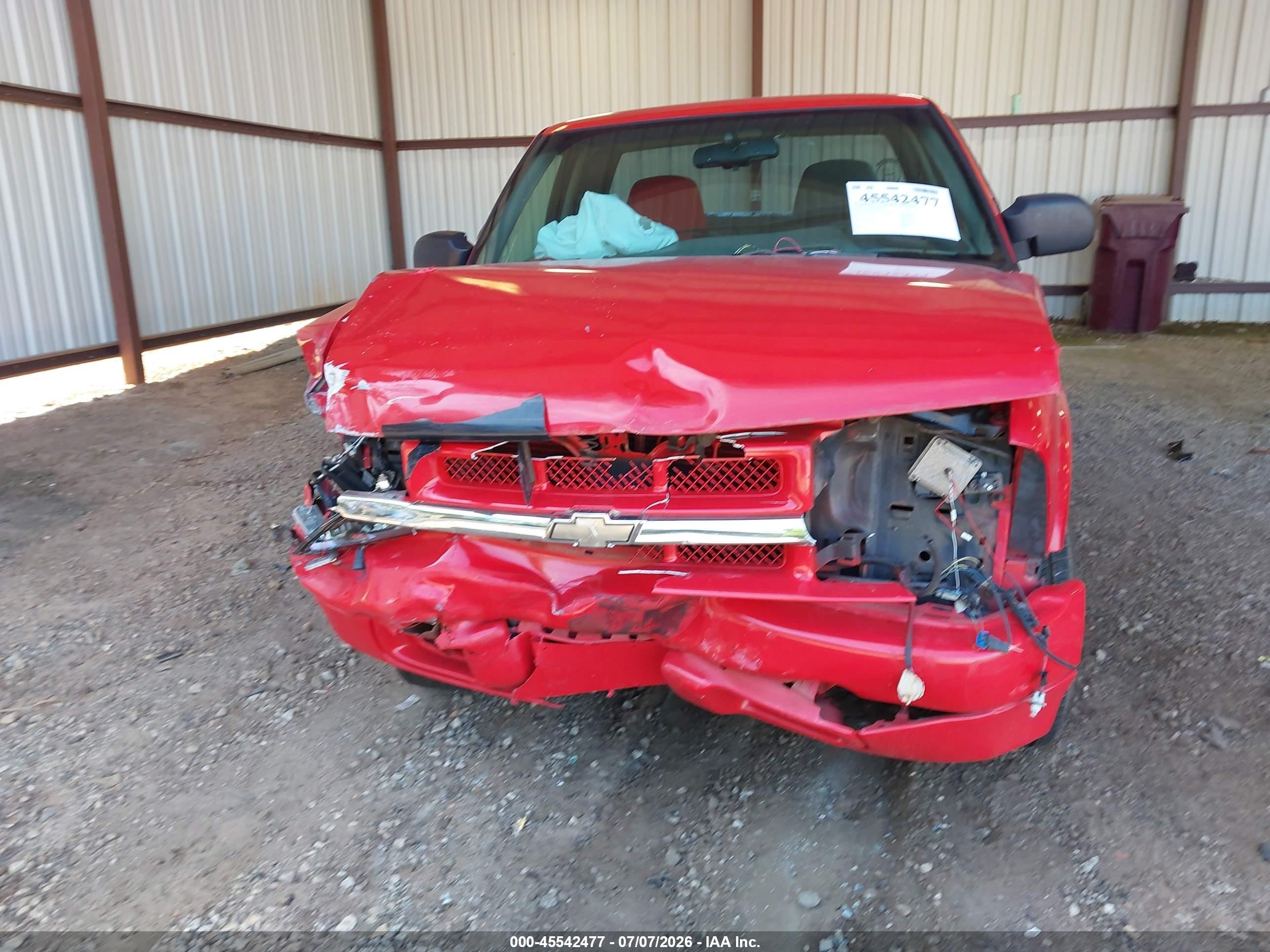 2000 Chevrolet S-10 Ls Red vin: 1GCCS1957YK226161