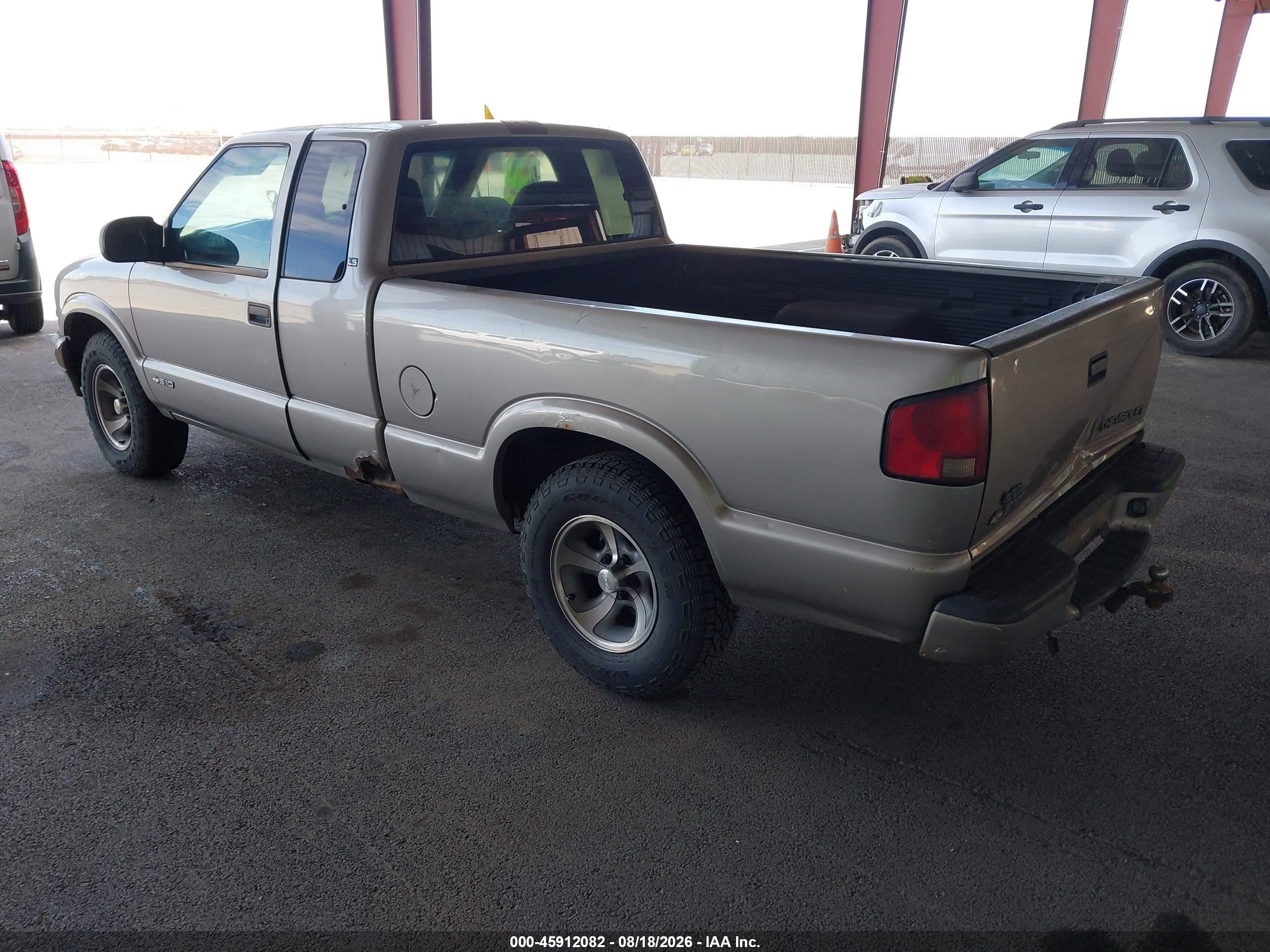 2000 Chevrolet S-10 Ls Tan vin: 1GCCS1957YK263050