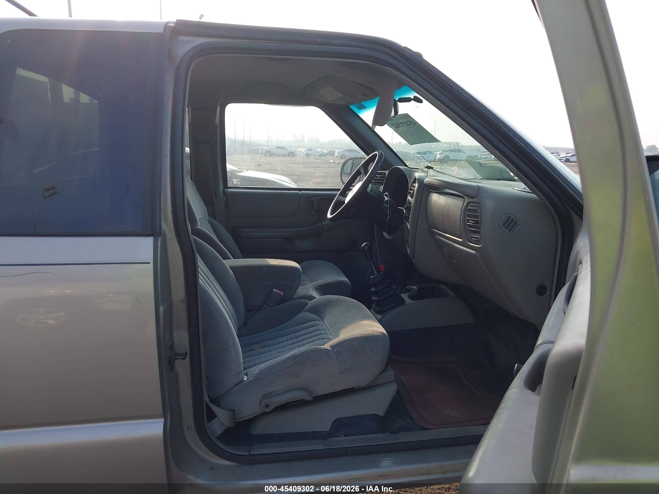 2001 Chevrolet S-10   Brown vin: 1GCCS195918155144
