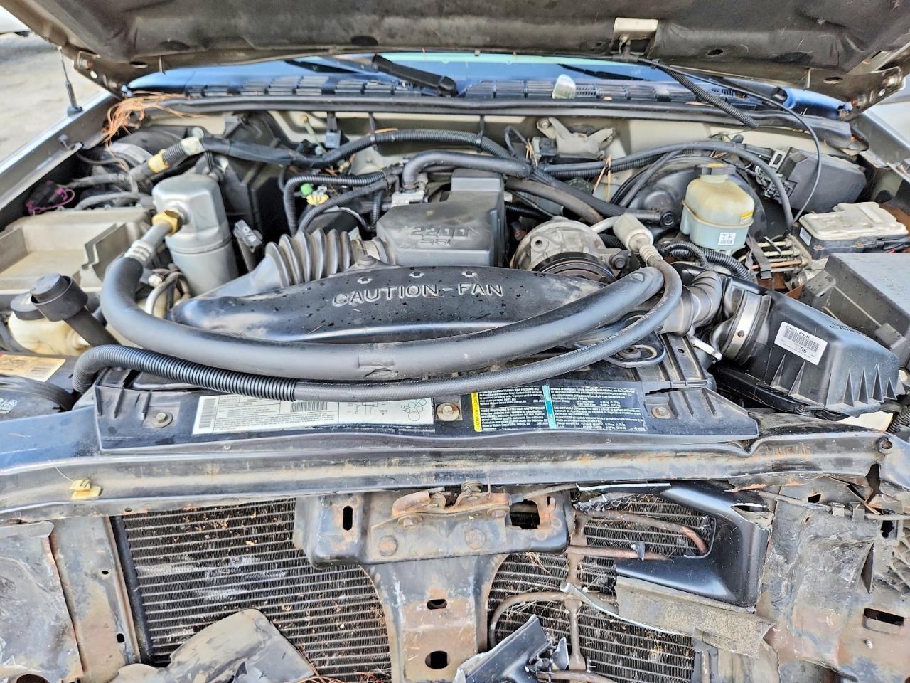 2002 Chevrolet S Truck S10 Tan vin: 1GCCS195X28233058