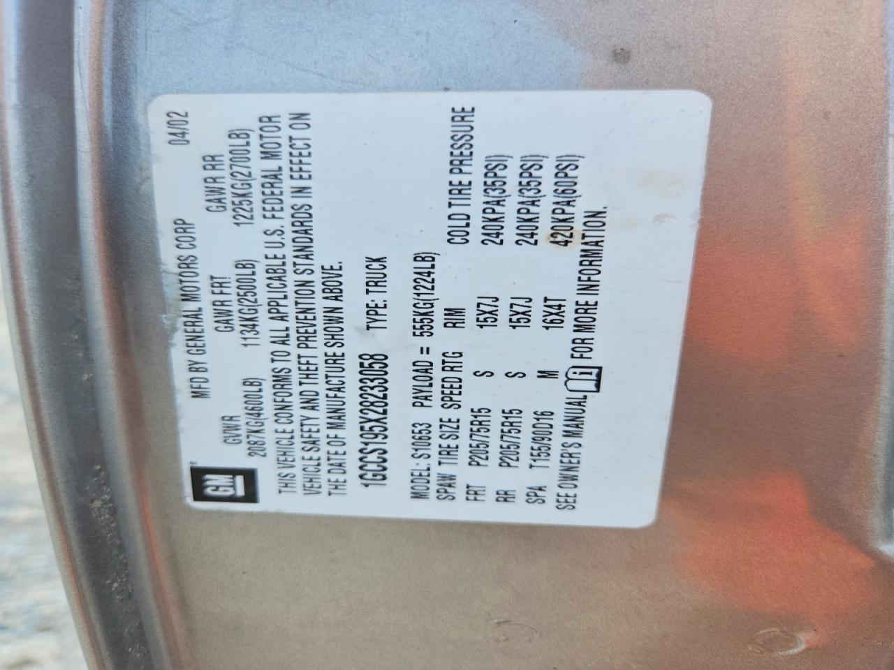 2002 Chevrolet S Truck S10 Tan vin: 1GCCS195X28233058