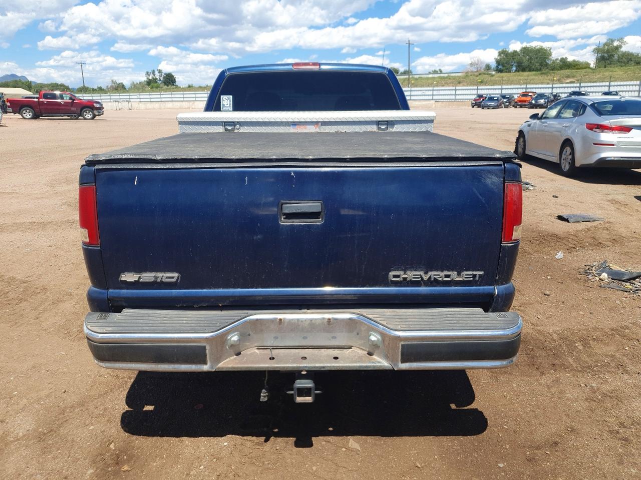 2000 Chevrolet S Truck S10 Blue vin: 1GCCS195XYK238921