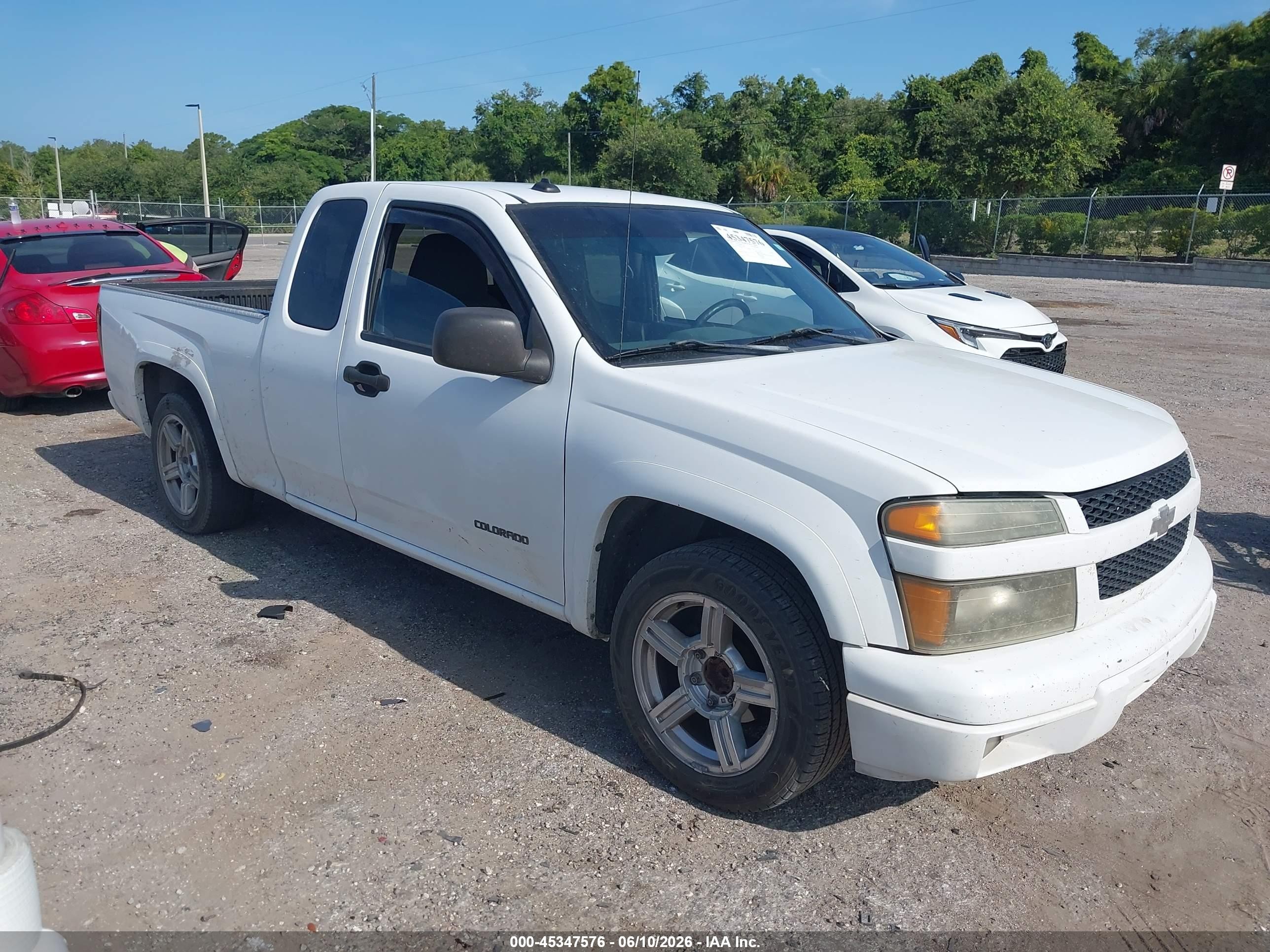 2004 Chevrolet Colorado Ls White vin: 1GCCS196248127098