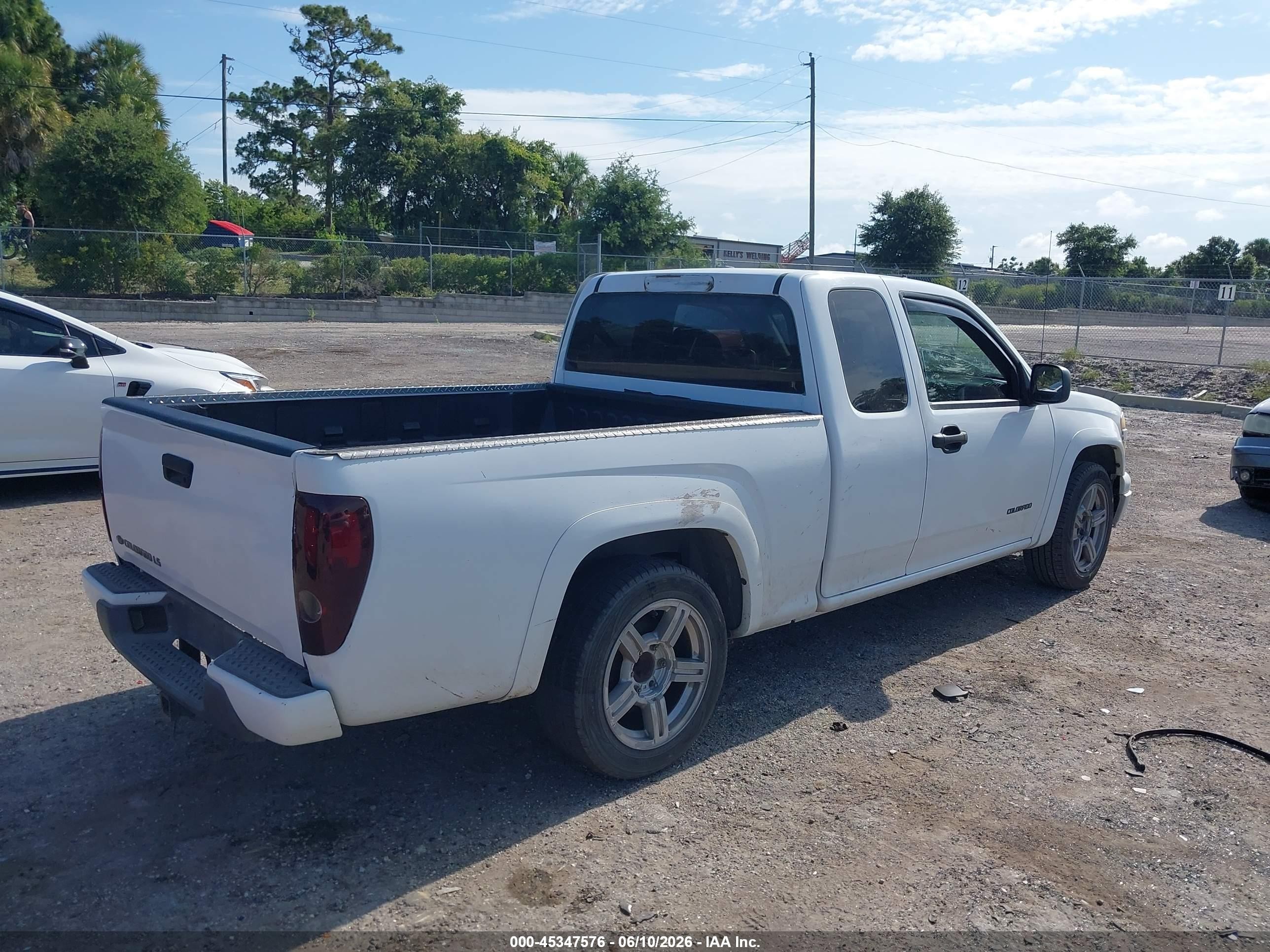 2004 Chevrolet Colorado Ls White vin: 1GCCS196248127098