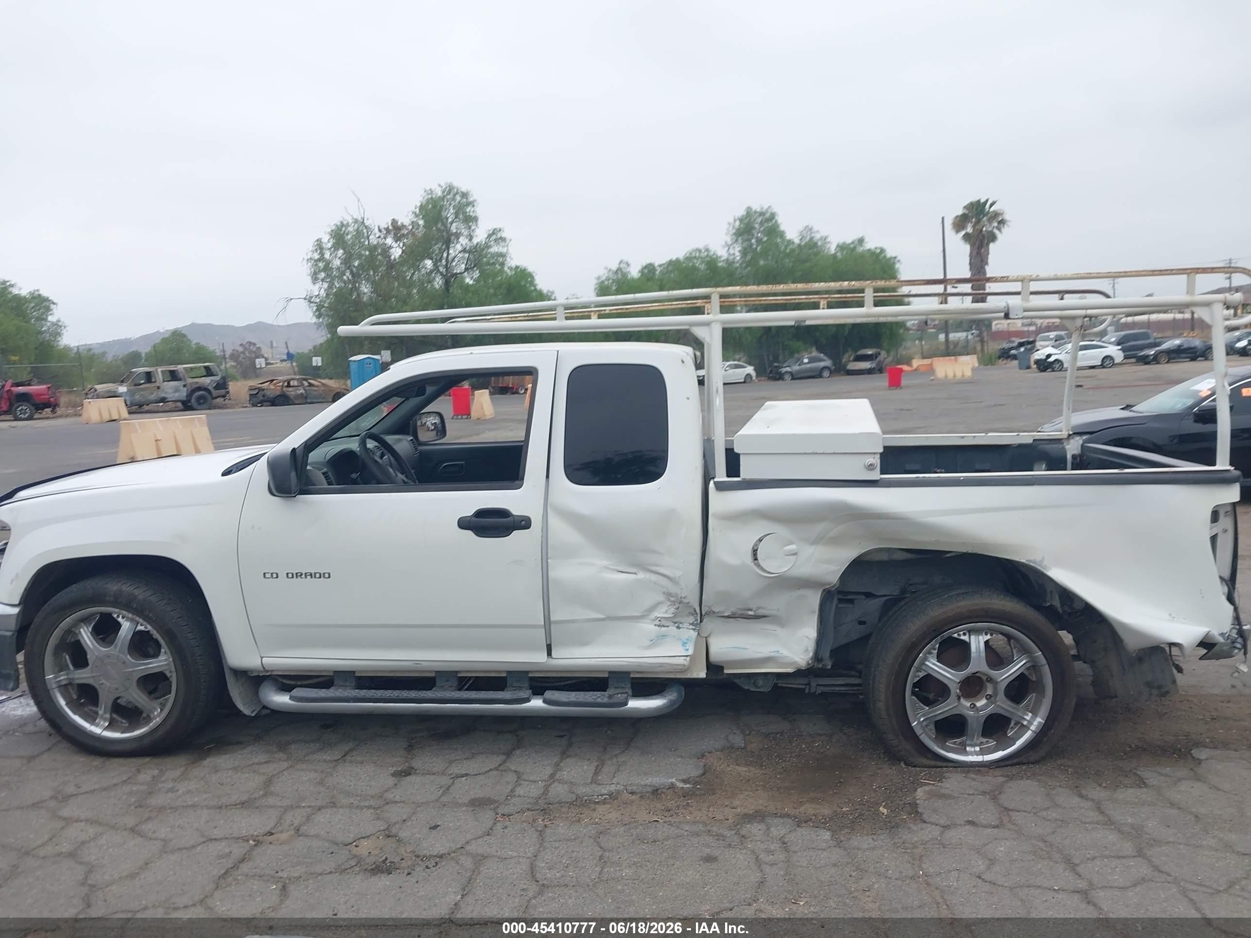 2005 Chevrolet Colorado Ls Белый vin: 1GCCS196258110951