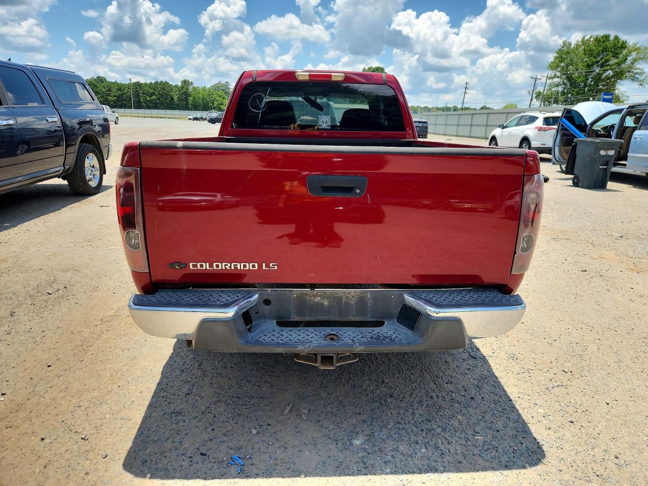 2005 Chevrolet Colorado Red vin: 1GCCS196258155002
