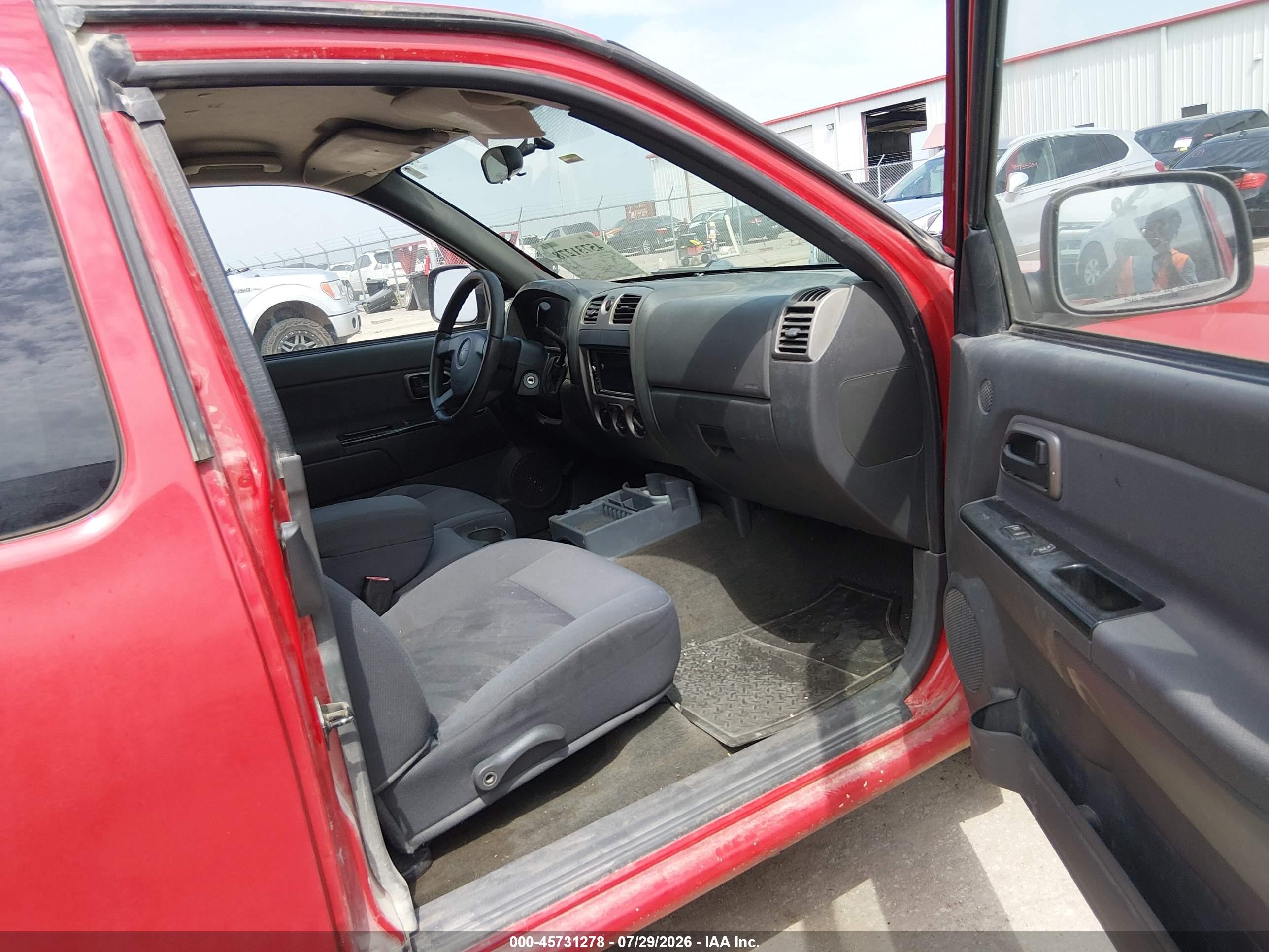 2004 Chevrolet Colorado Ls Red vin: 1GCCS196548210752
