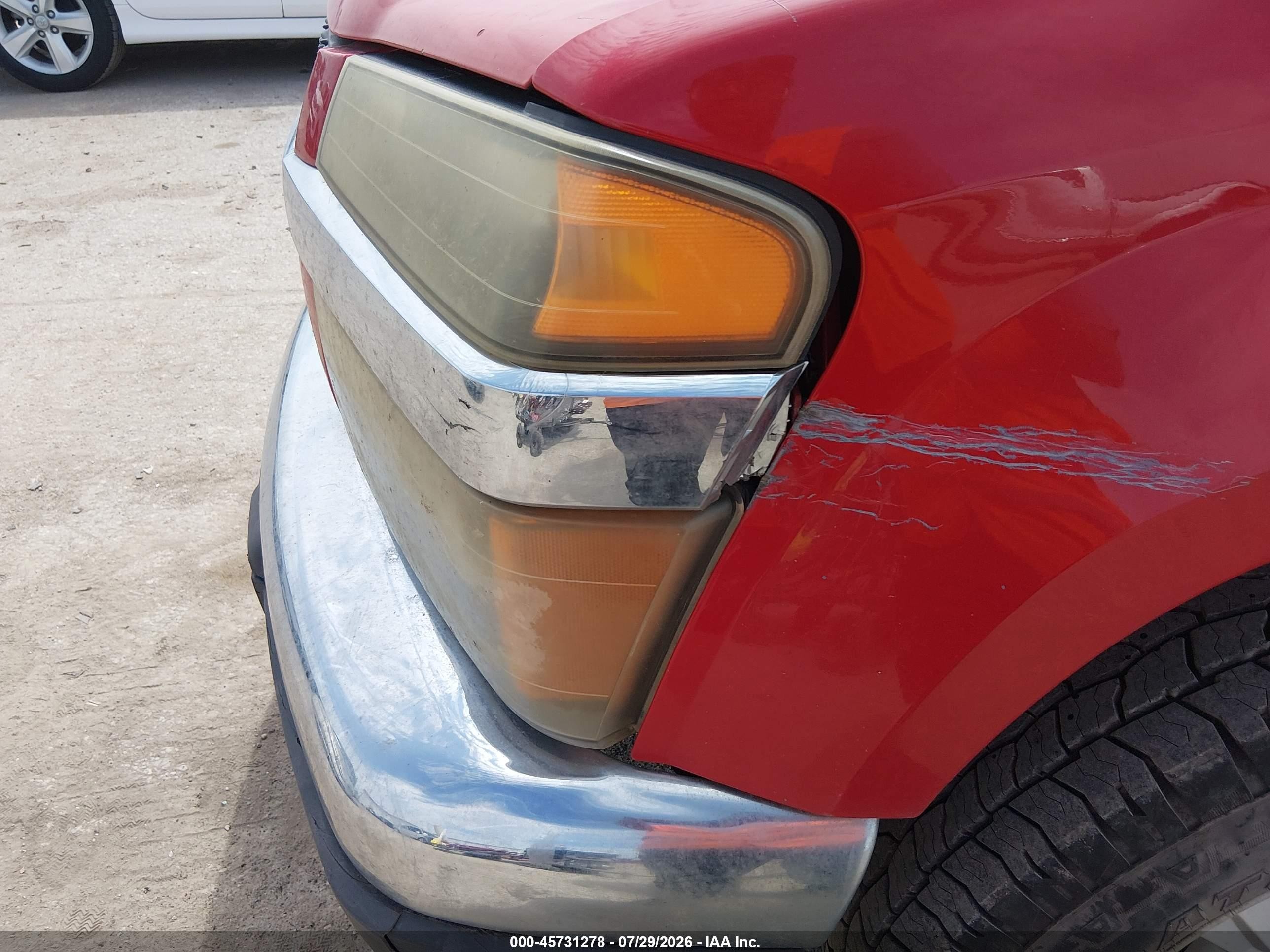 2004 Chevrolet Colorado Ls Red vin: 1GCCS196548210752