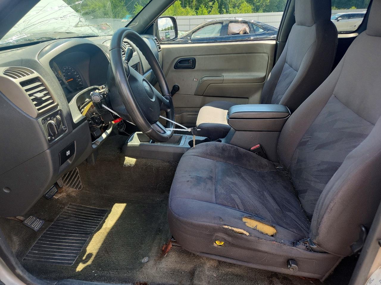2004 Chevrolet Colorado Gold vin: 1GCCS196648145510