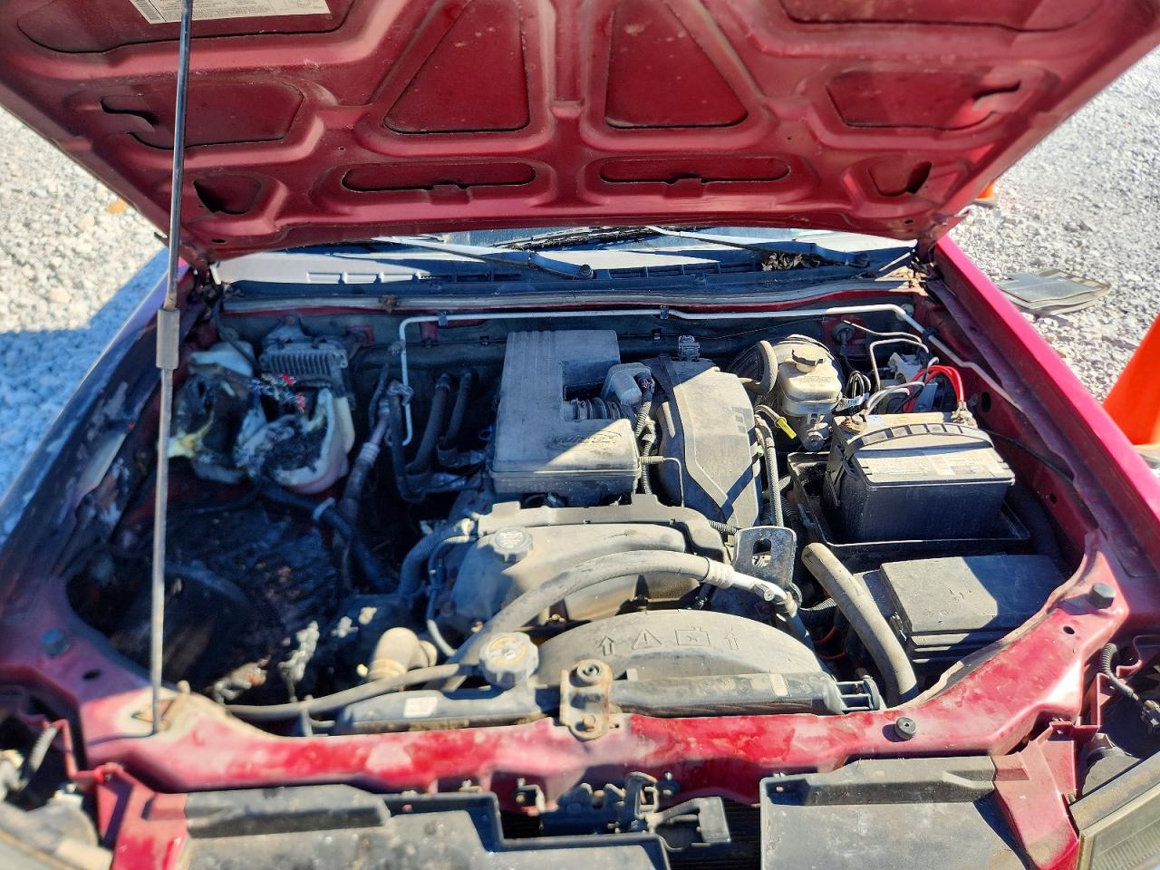 2005 Chevrolet Colorado Red vin: 1GCCS196758196709