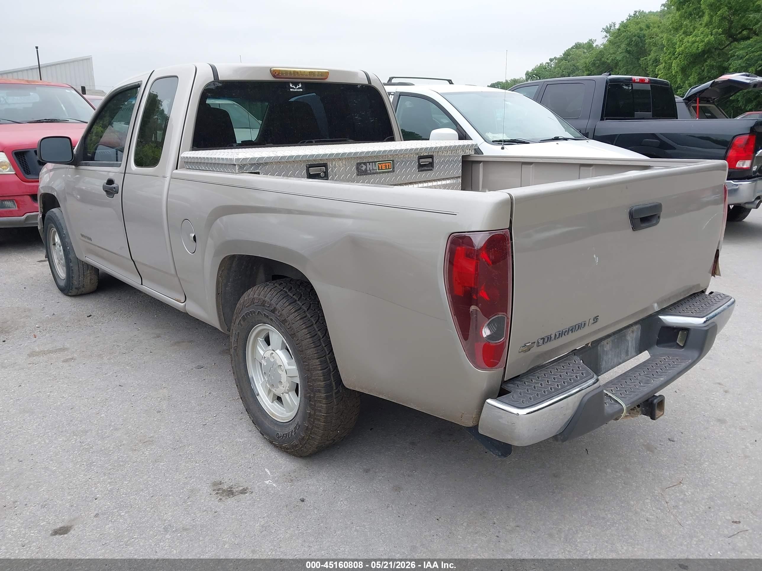 2004 Chevrolet Colorado   Beige vin: 1GCCS196848171400