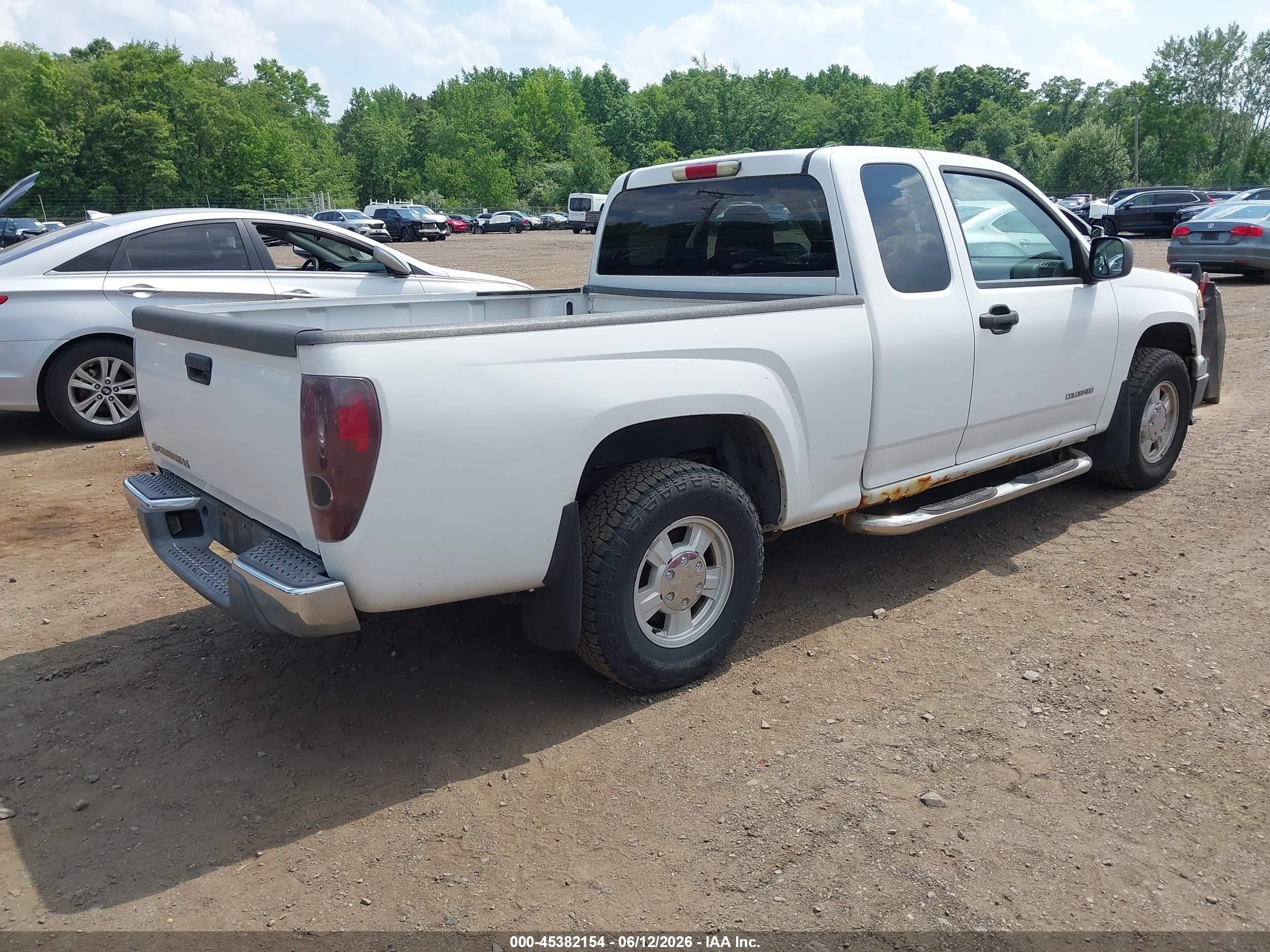 2004 Chevrolet Colorado Ls White vin: 1GCCS196848189797