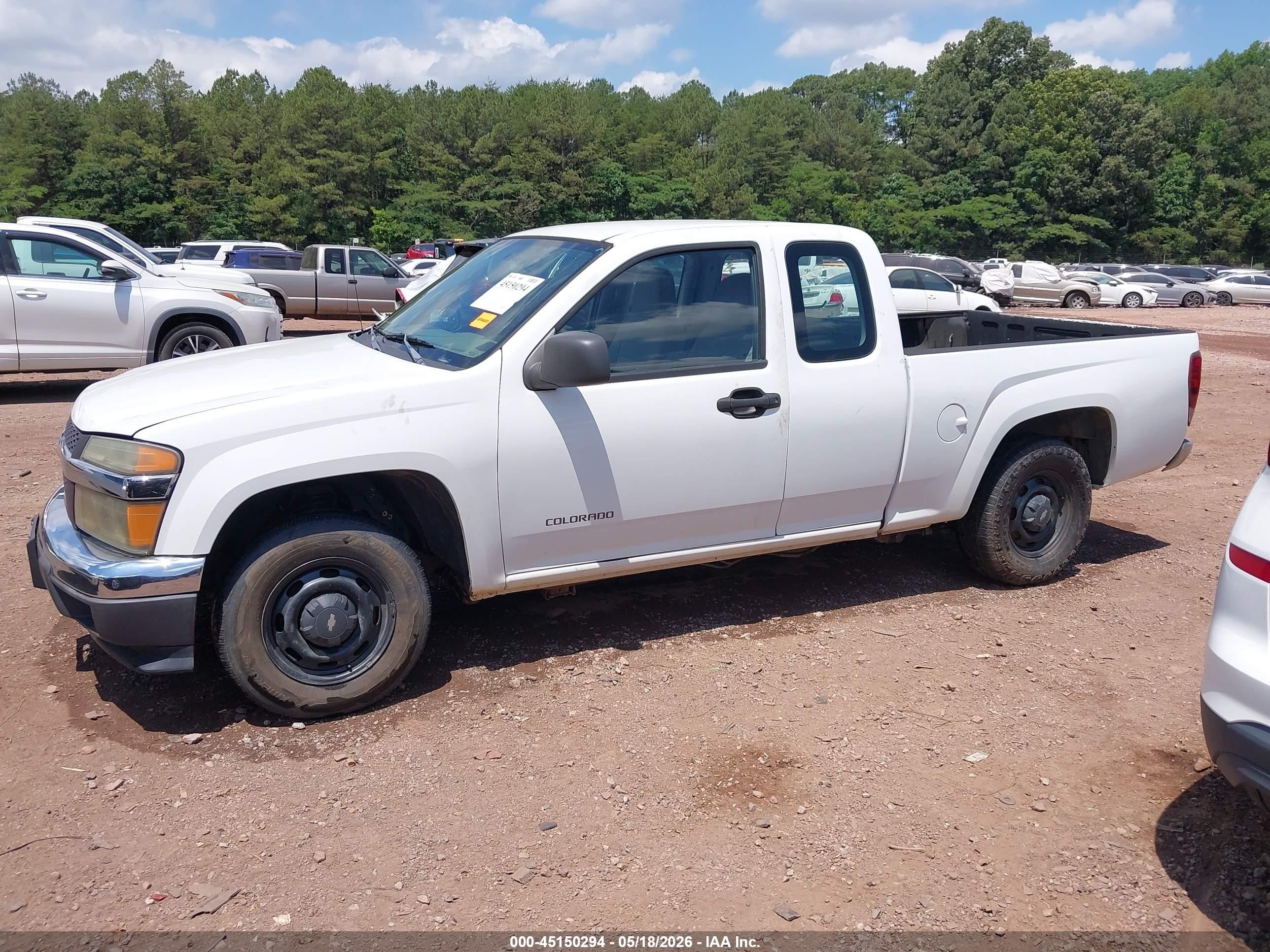 2004 Chevrolet Colorado   White vin: 1GCCS198448145362