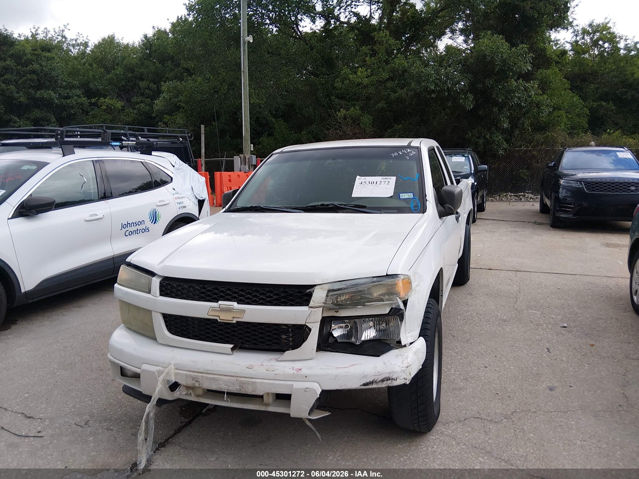 2005 Chevrolet Colorado   White vin: 1GCCS198558274356