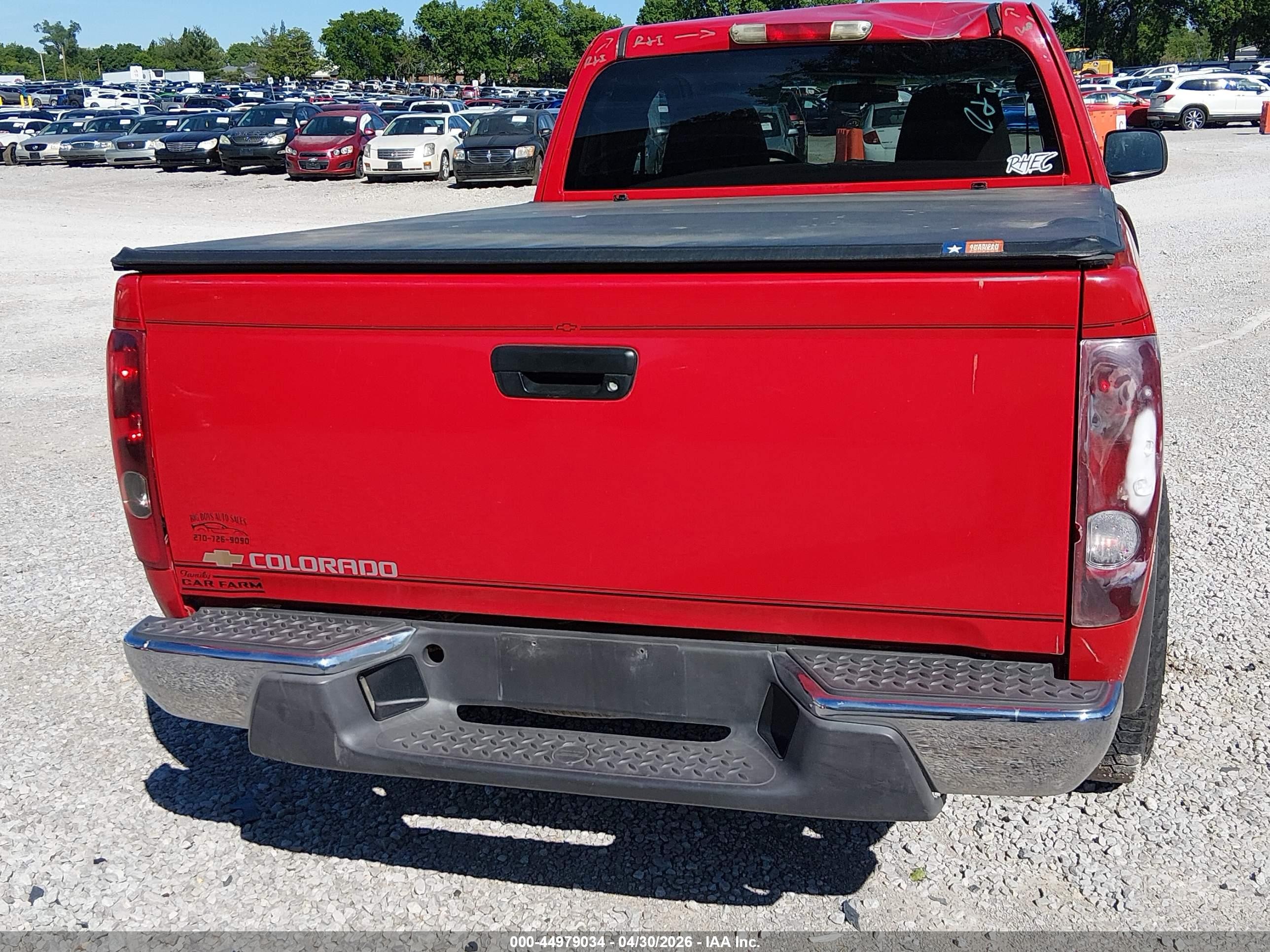 2006 Chevrolet Colorado Work Truck Red vin: 1GCCS198668149674