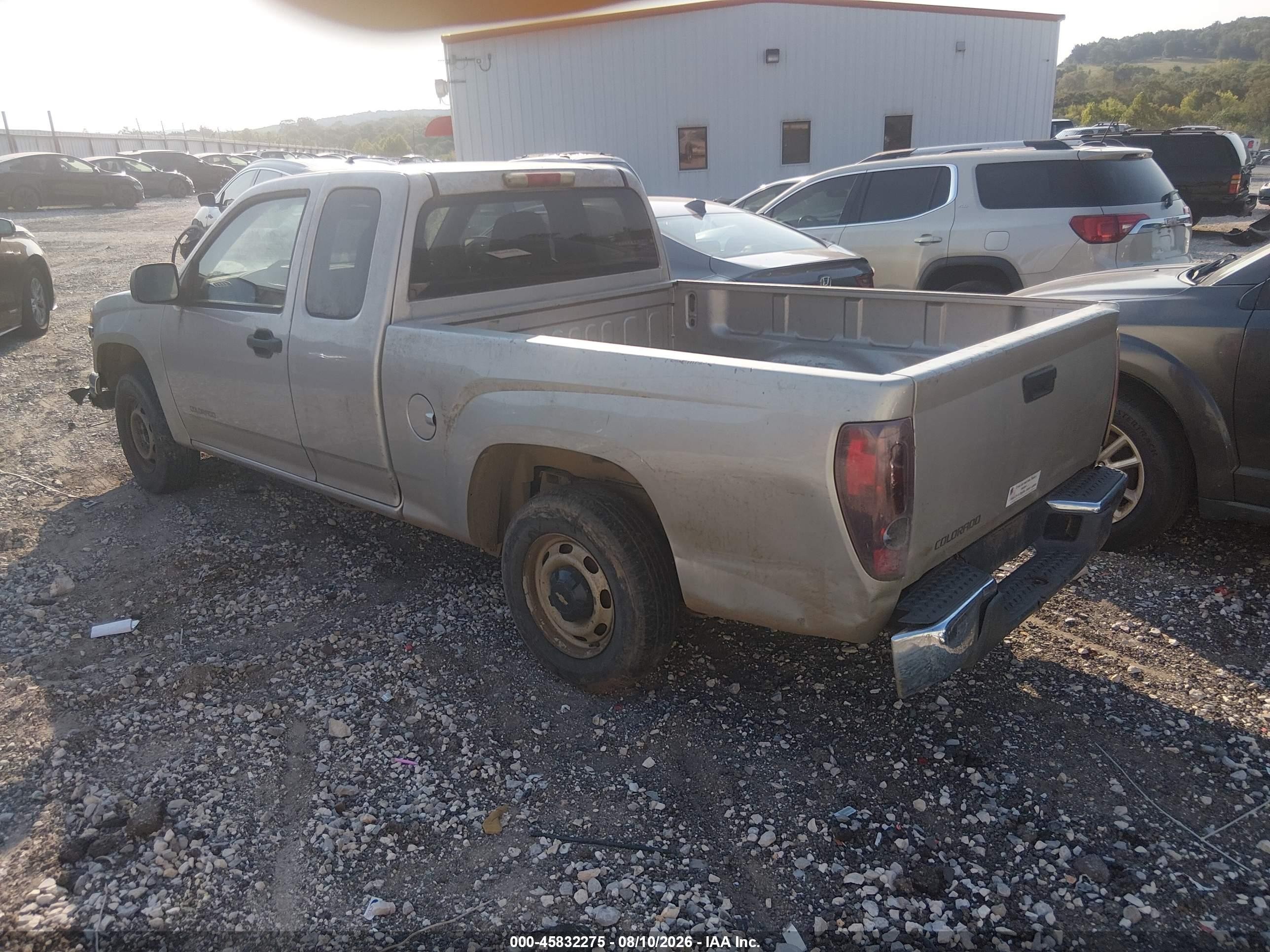 2005 Chevrolet Colorado   Silver vin: 1GCCS198758272236