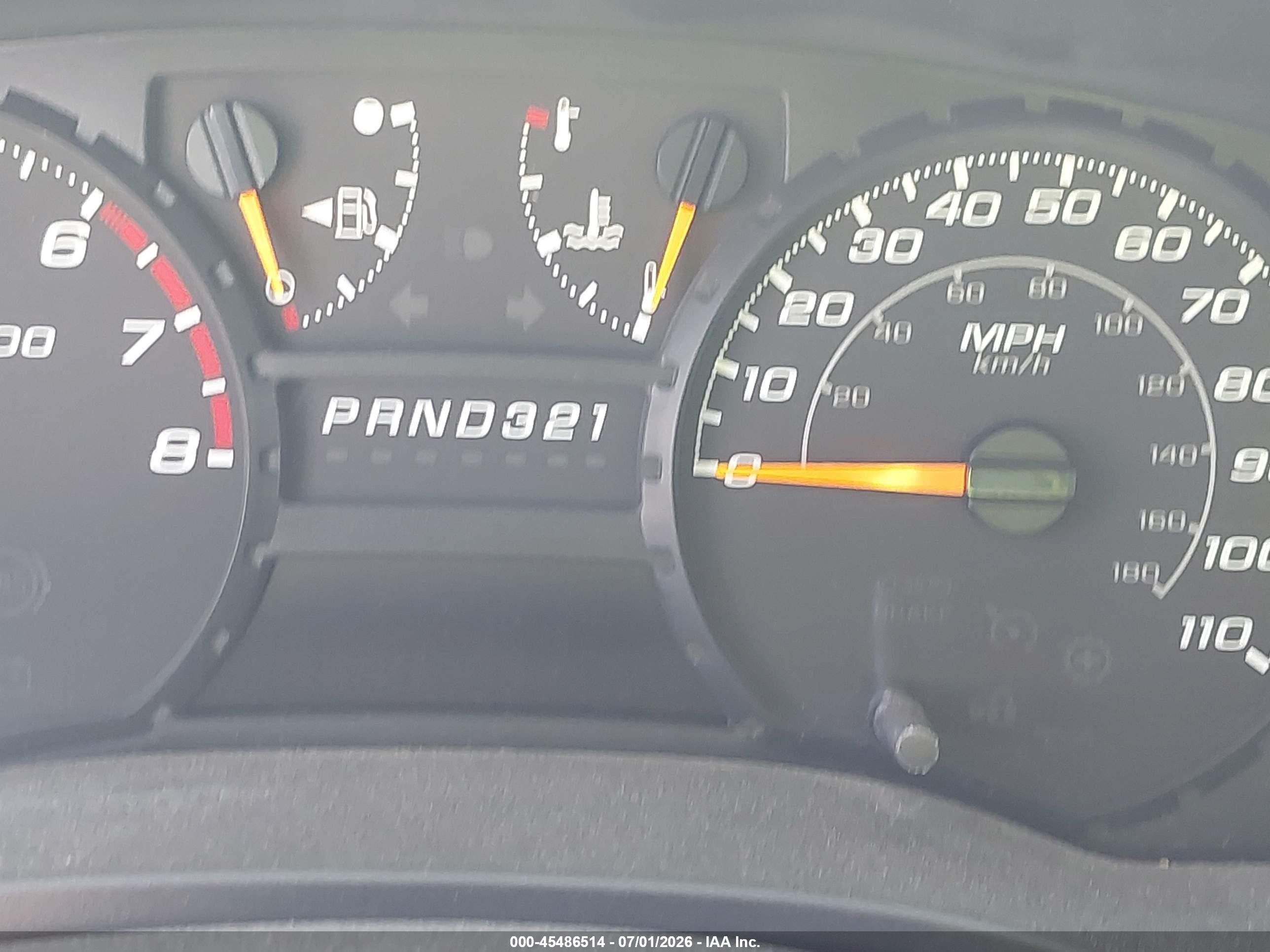 2004 Chevrolet Colorado   Silver vin: 1GCCS198948123003
