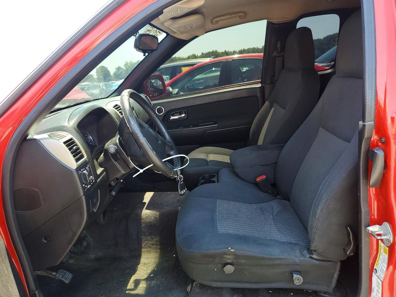 2009 Chev Colorado Red vin: 1GCCS199X98114939
