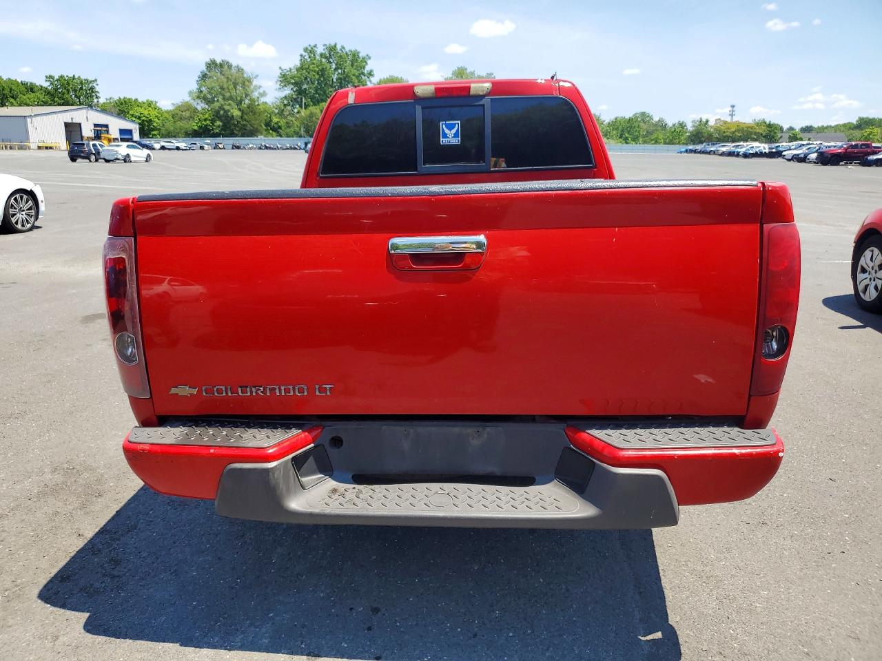 2009 Chev Colorado Red vin: 1GCCS199X98114939