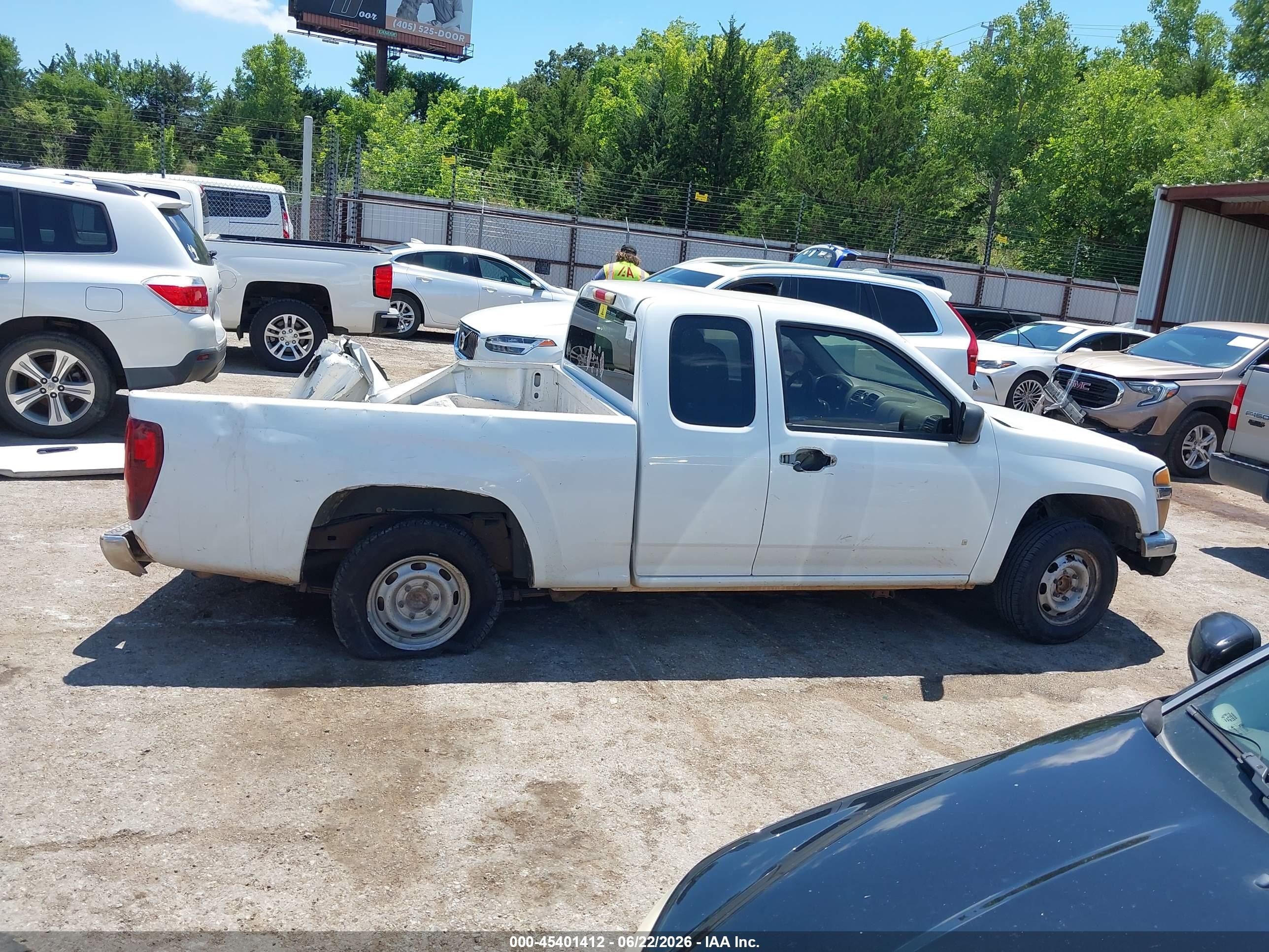 2007 Chevrolet Colorado Work Truck White vin: 1GCCS19E178163800