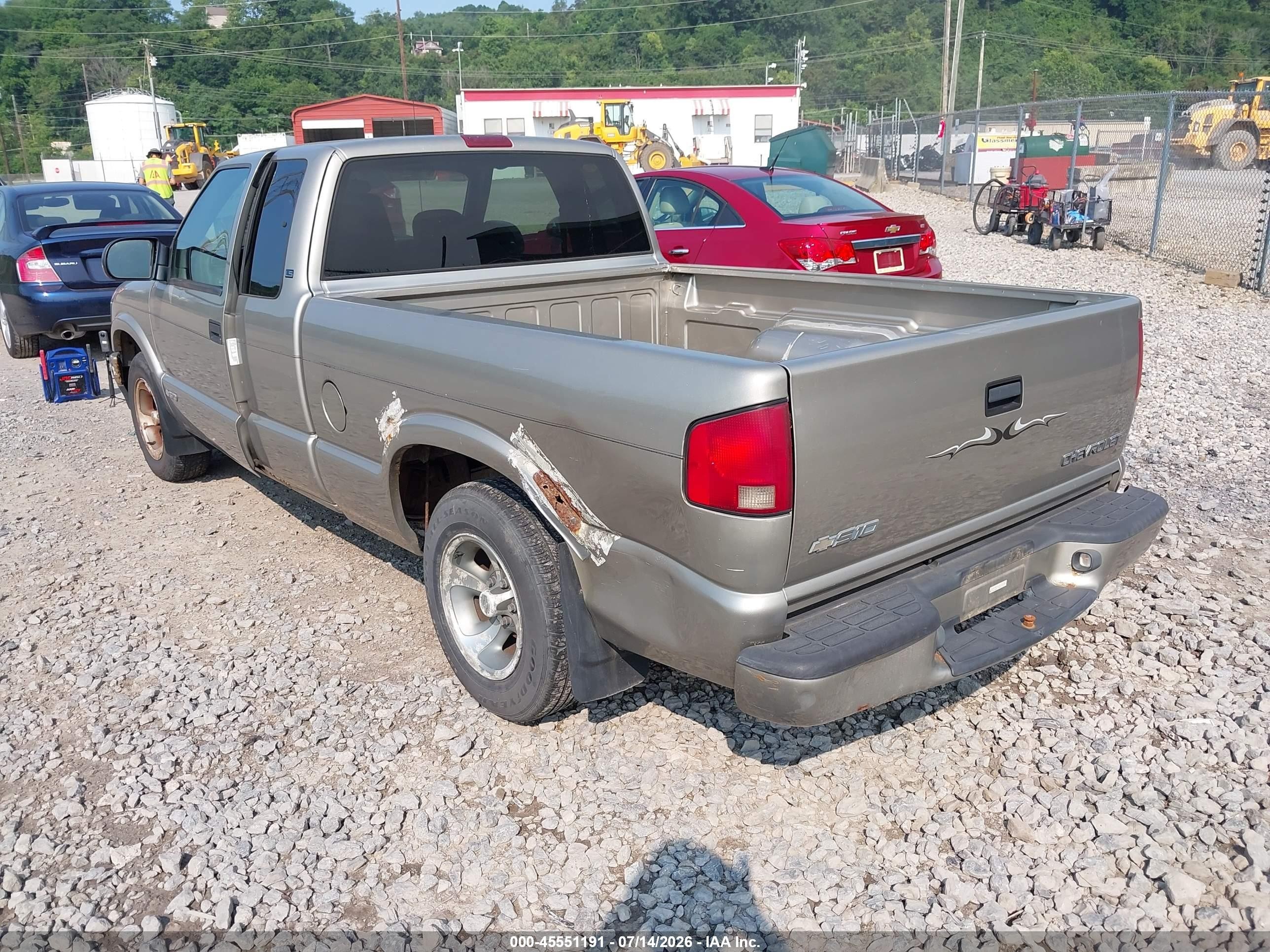 2003 Chevrolet S-10 Ls Коричневый vin: 1GCCS19H438178456