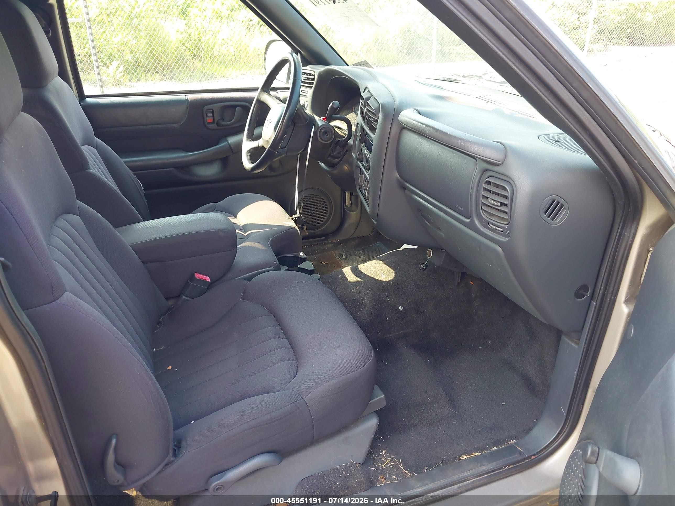 2003 Chevrolet S-10 Ls Коричневый vin: 1GCCS19H438178456
