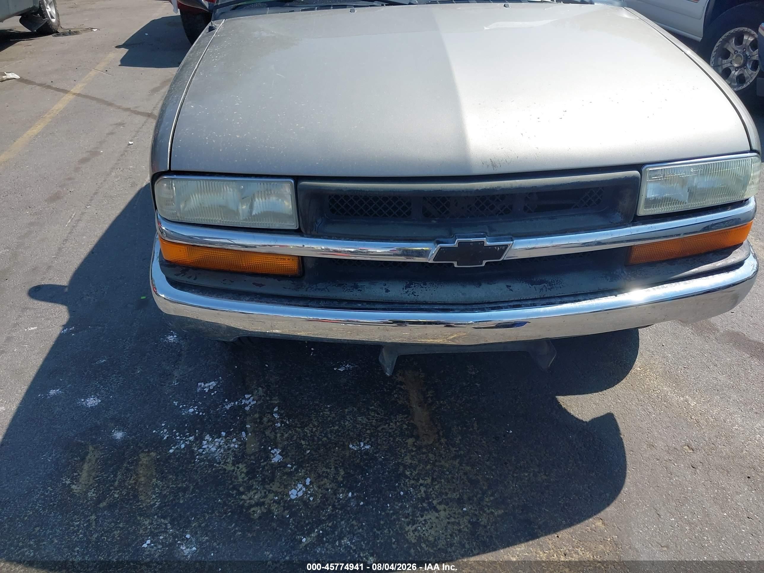 2003 Chevrolet S-10   Silver vin: 1GCCS19H438260297
