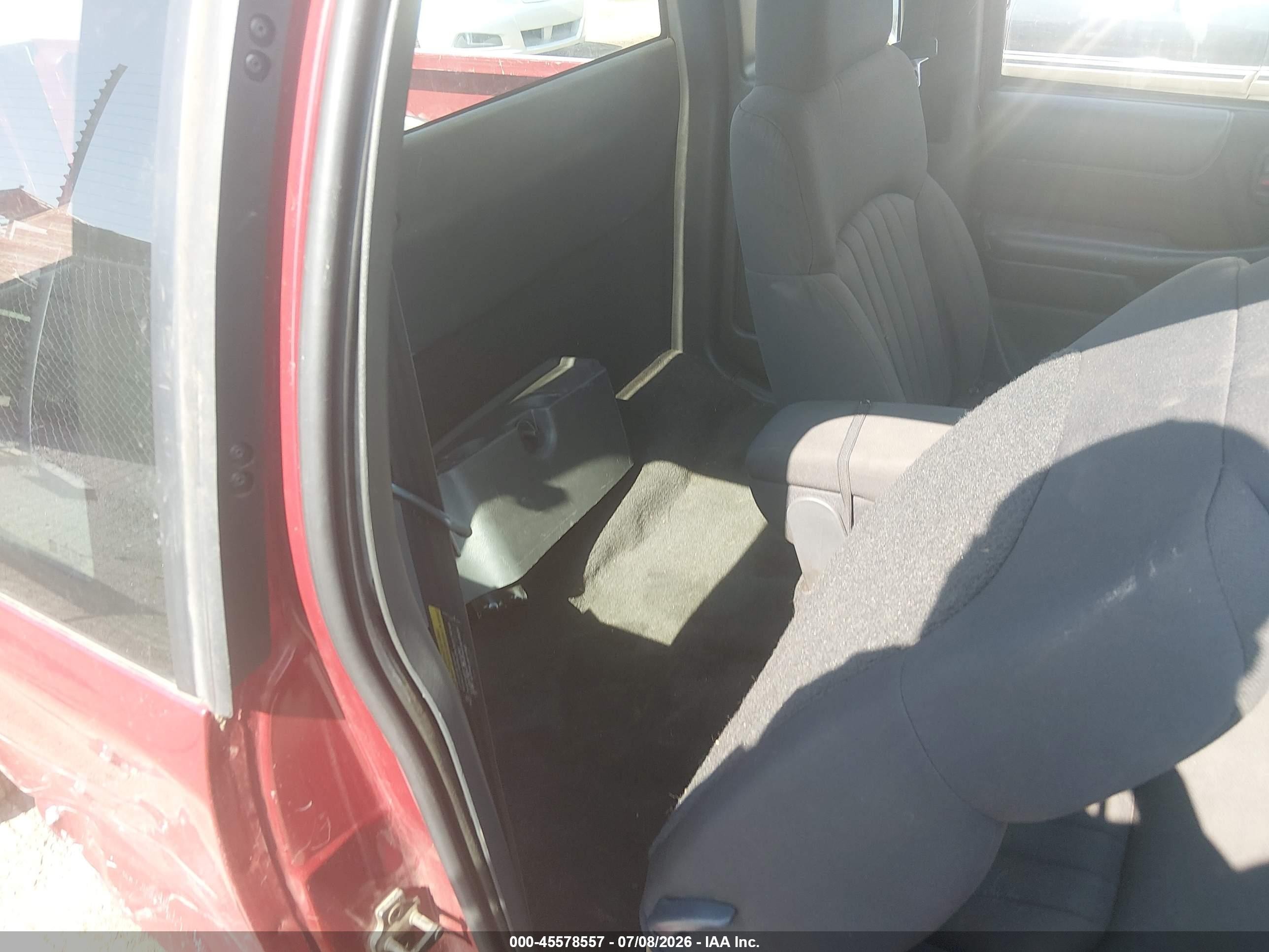 2003 Chevrolet S-10 Ls Burgundy vin: 1GCCS19HX38221066