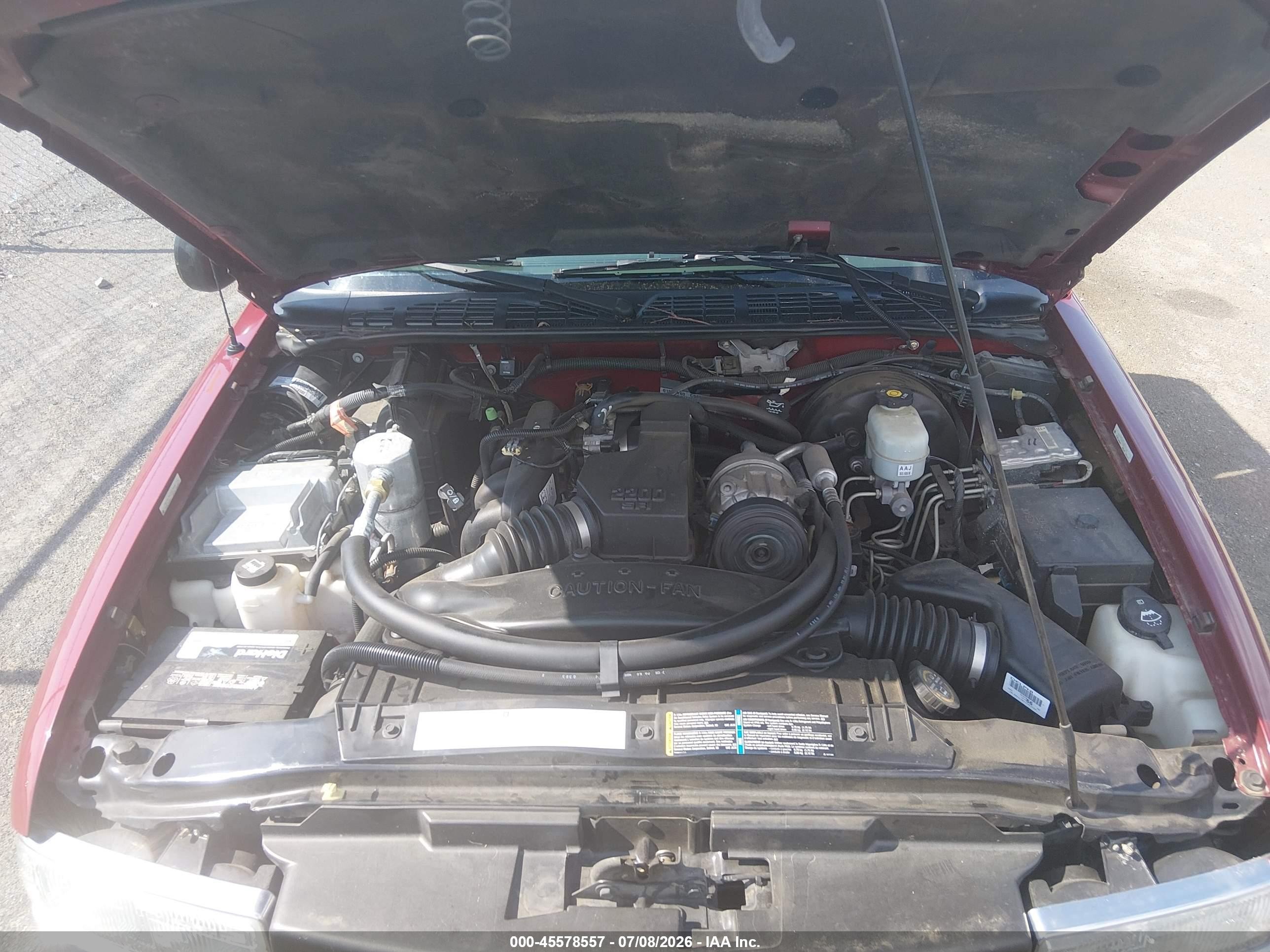2003 Chevrolet S-10 Ls Burgundy vin: 1GCCS19HX38221066