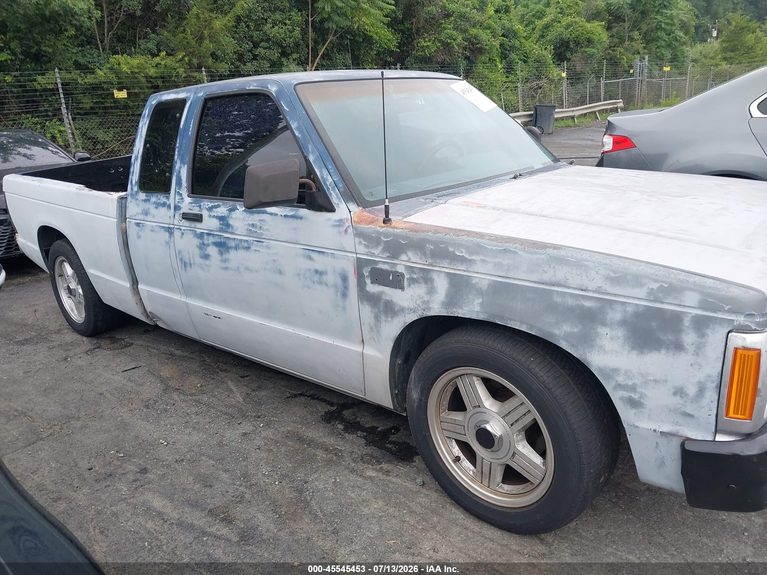 1991 Chevrolet S Truck S10 Серый vin: 1GCCS19R7M8269117