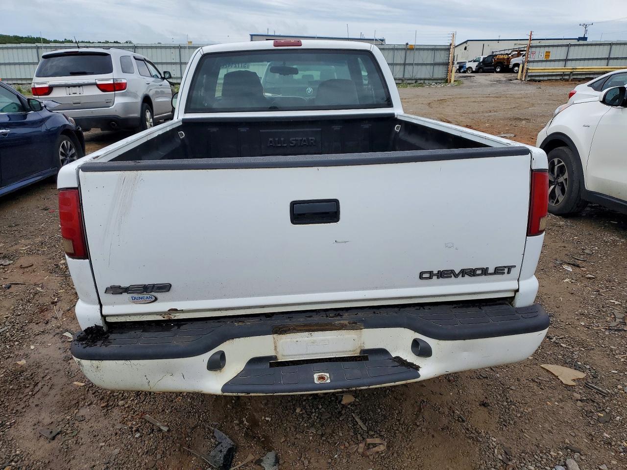 2001 Chevrolet S Truck S10 Белый vin: 1GCCS19W018200691