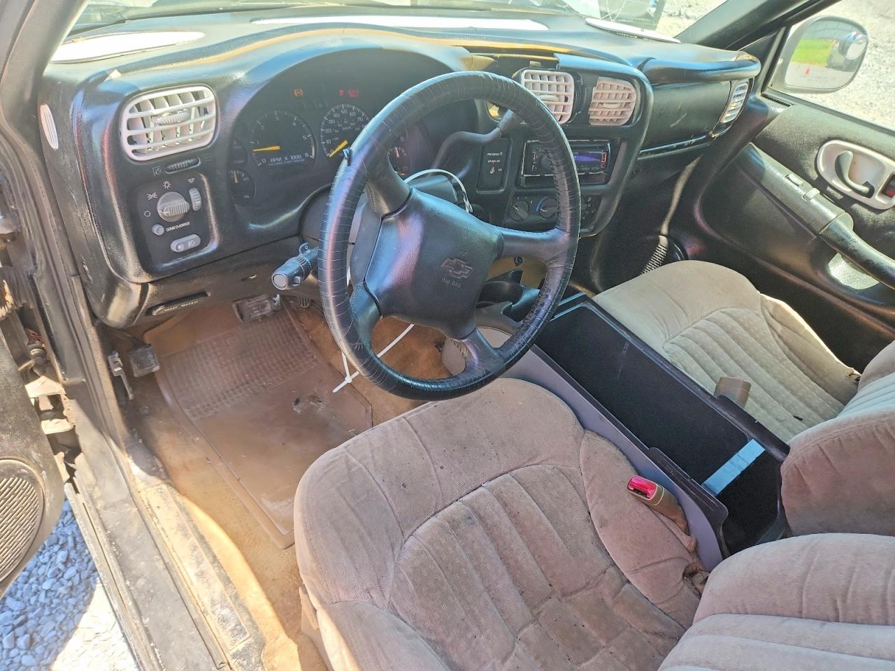 2000 Chevrolet S Truck S10 Black vin: 1GCCS19W0Y8283209