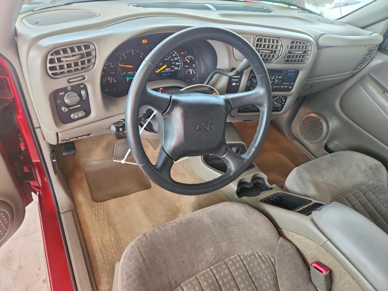 2001 Chevrolet S Truck S10 Red vin: 1GCCS19W118143160