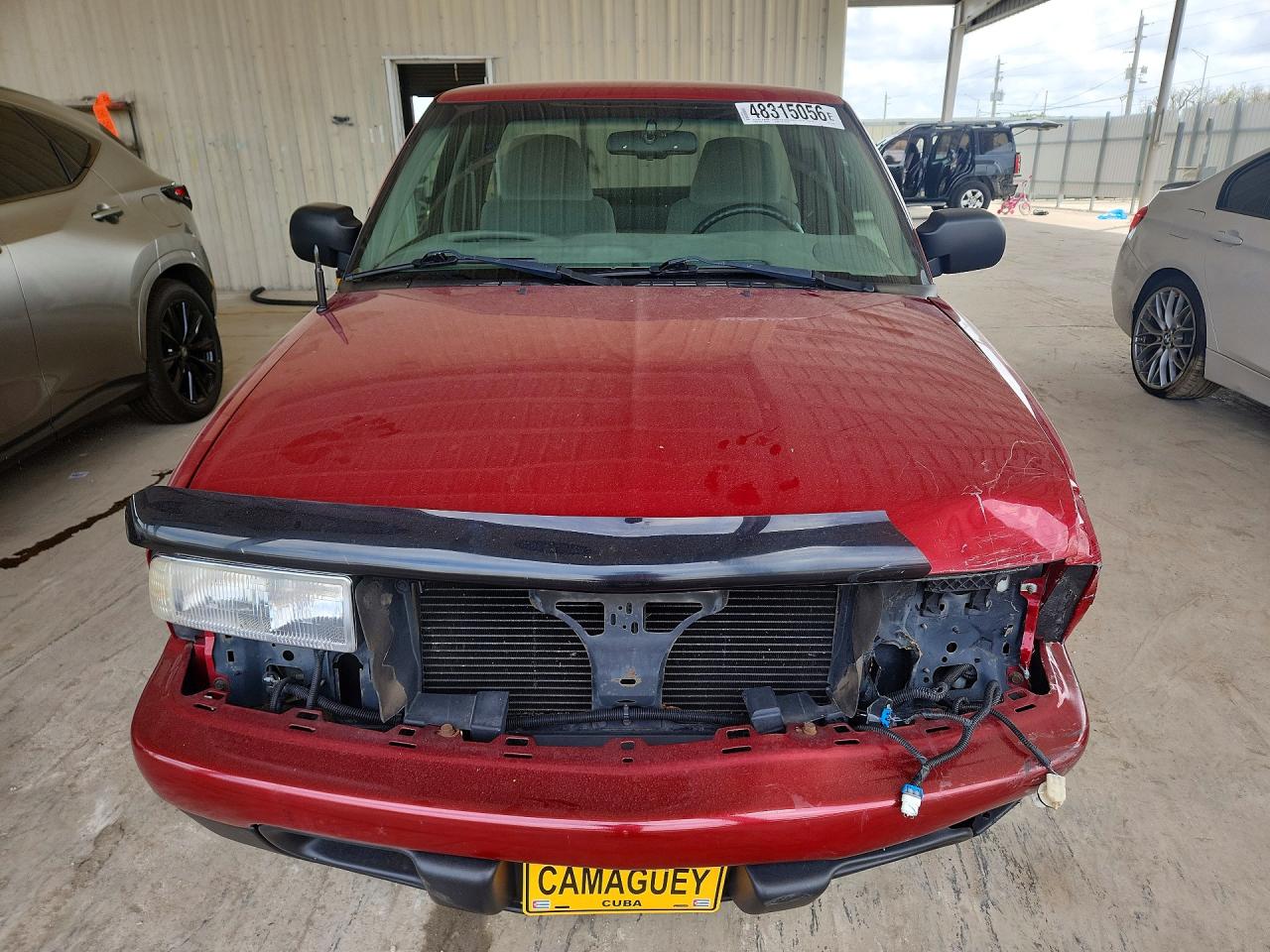 2001 Chevrolet S Truck S10 Red vin: 1GCCS19W118143160