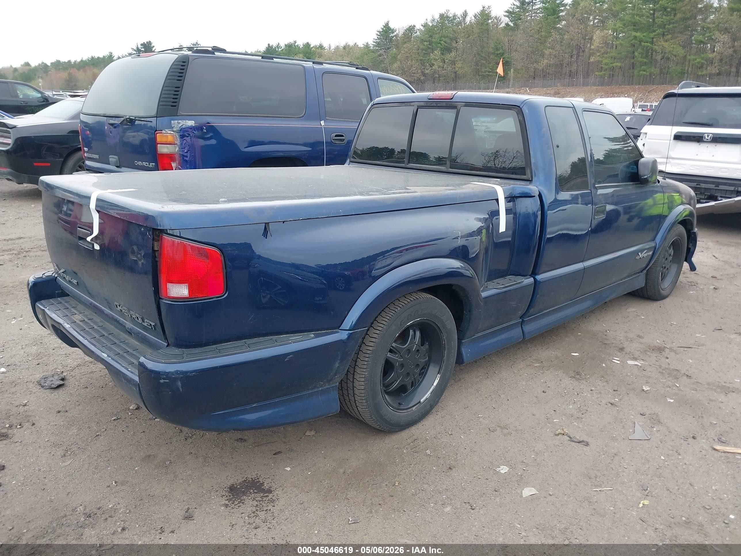 2001 Chevrolet S-10 Ls Blue vin: 1GCCS19W118197901